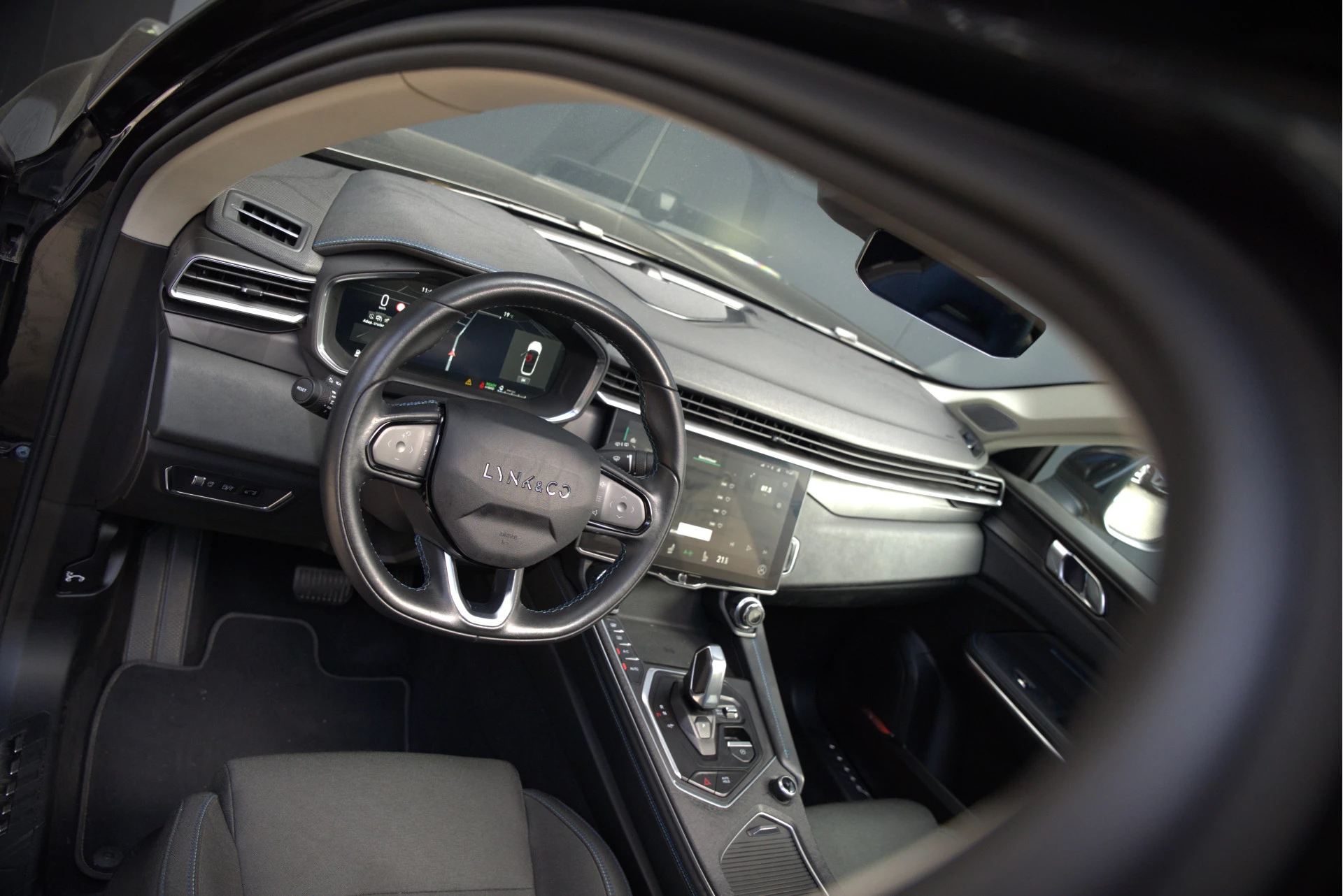 Hoofdafbeelding Lynk & Co 01