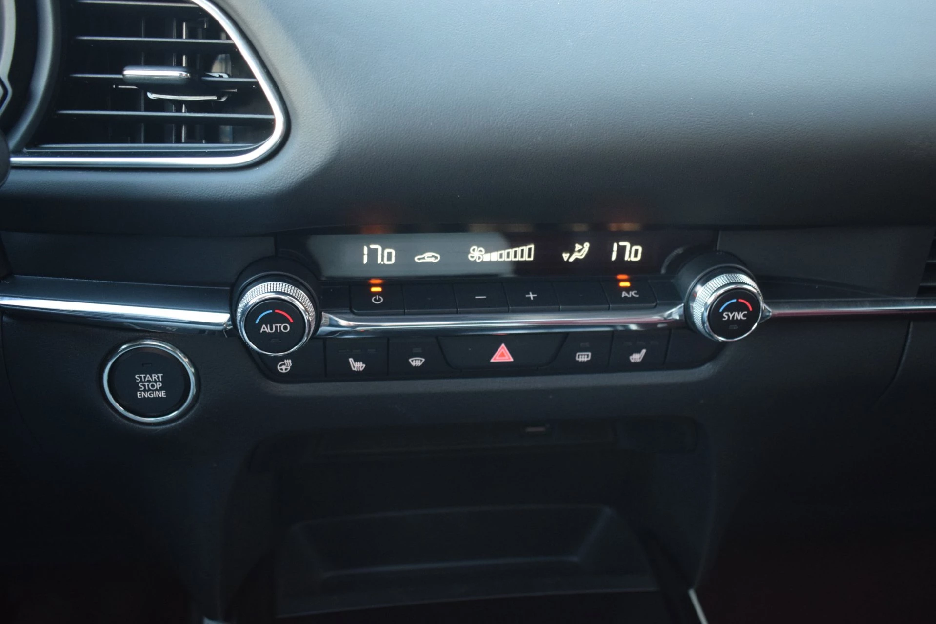 Hoofdafbeelding Mazda CX-30