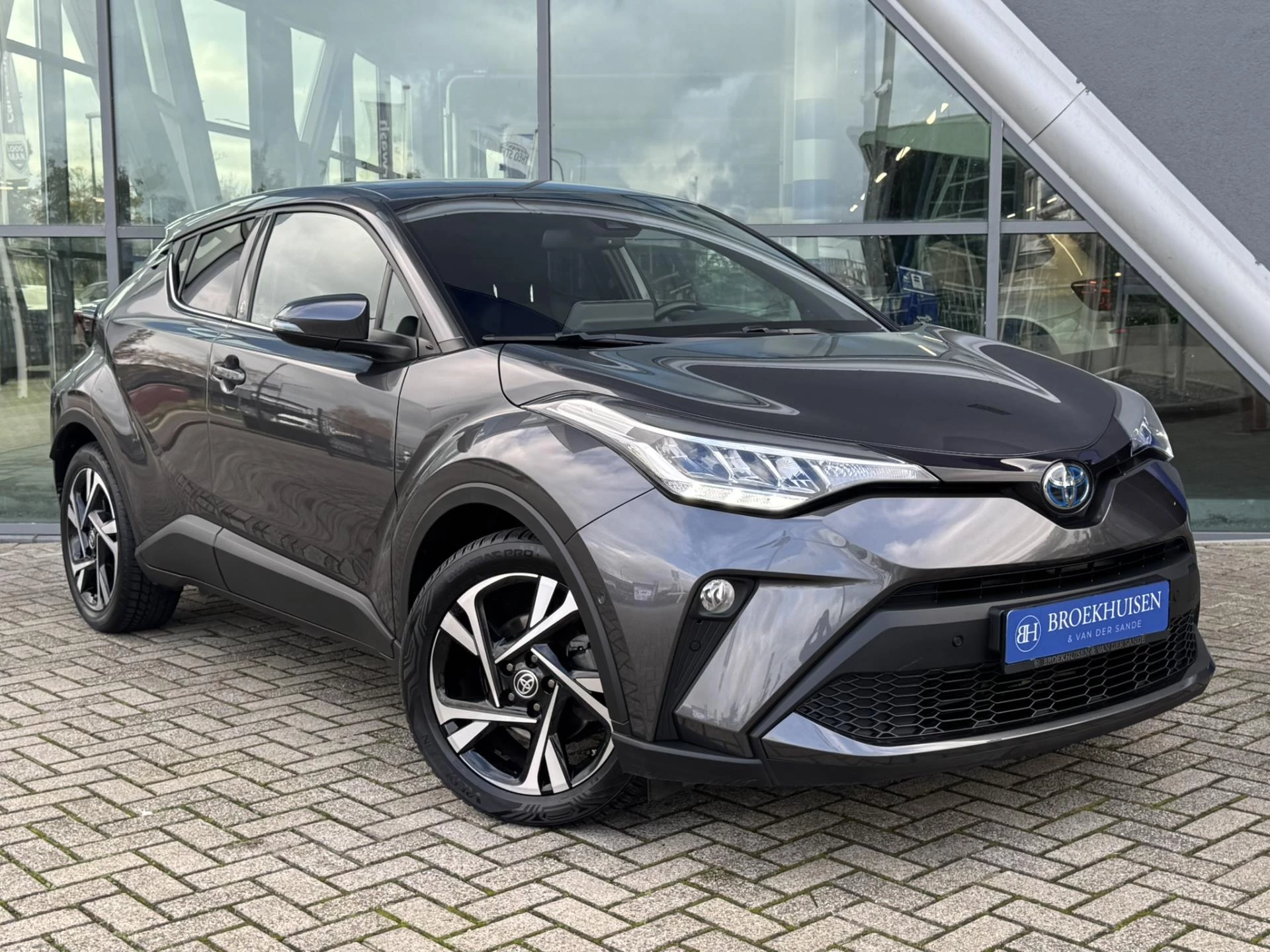 Hoofdafbeelding Toyota C-HR