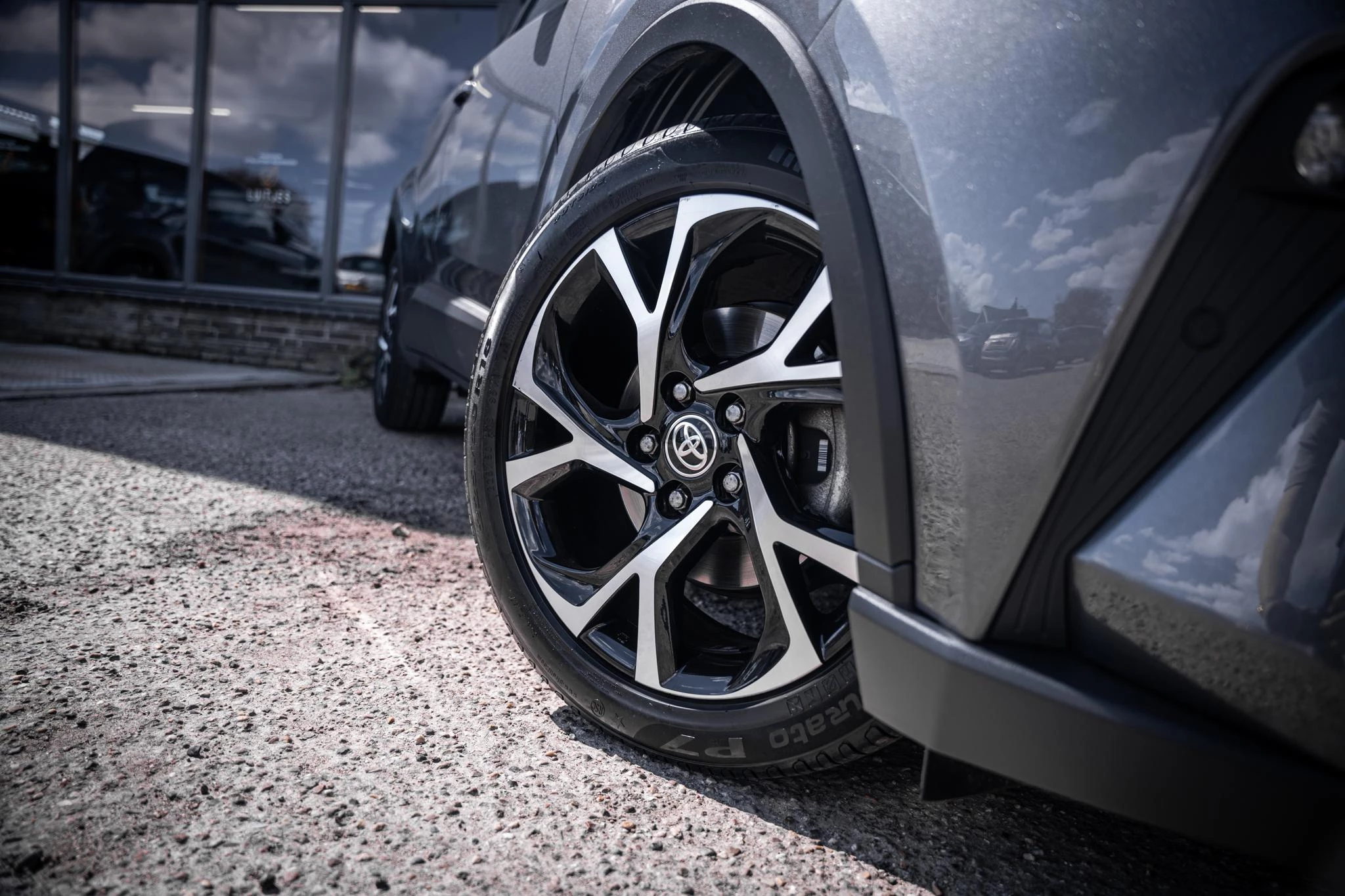 Hoofdafbeelding Toyota C-HR