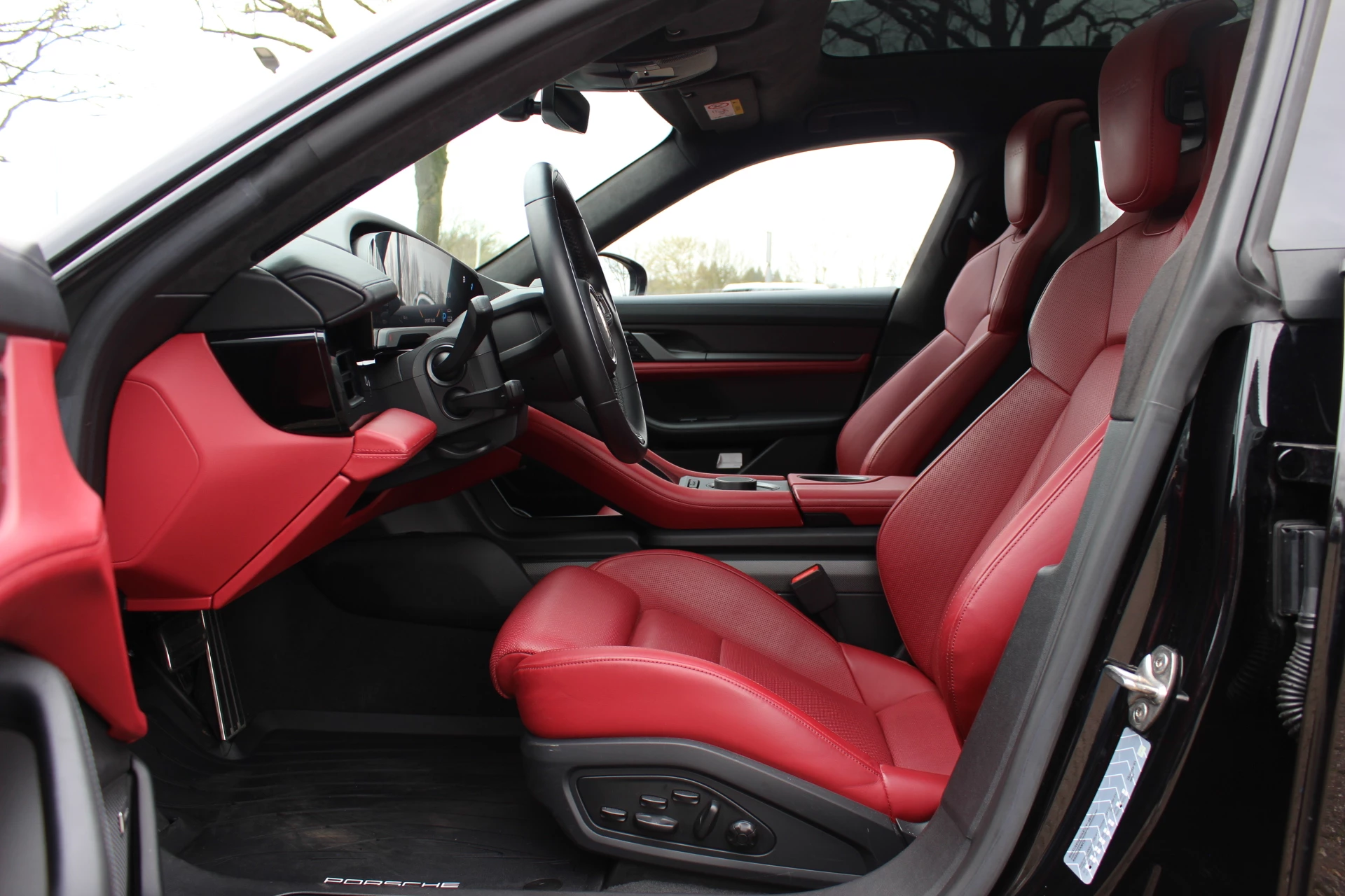 Hoofdafbeelding Porsche Taycan