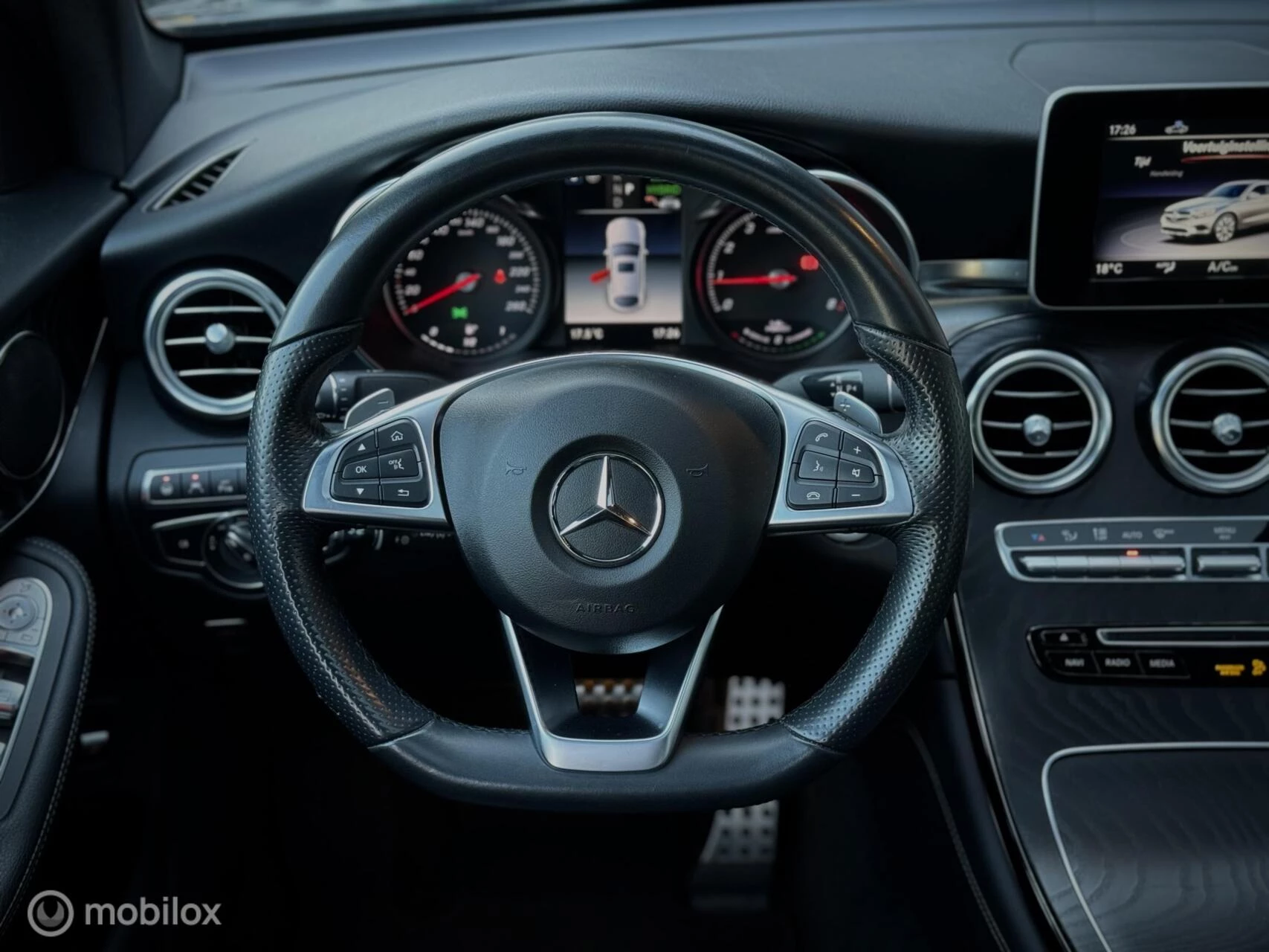 Hoofdafbeelding Mercedes-Benz GLC