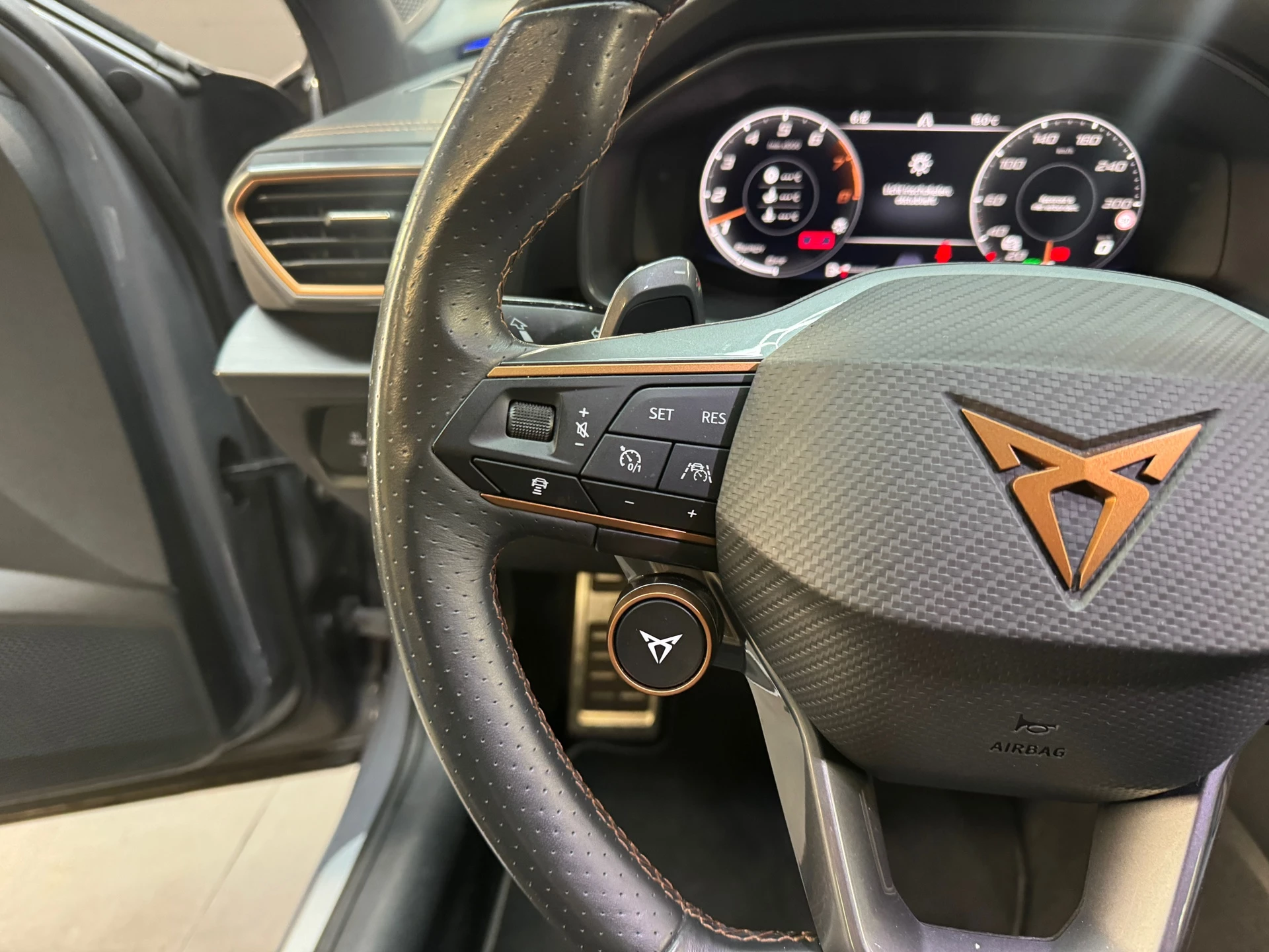 Hoofdafbeelding CUPRA Formentor