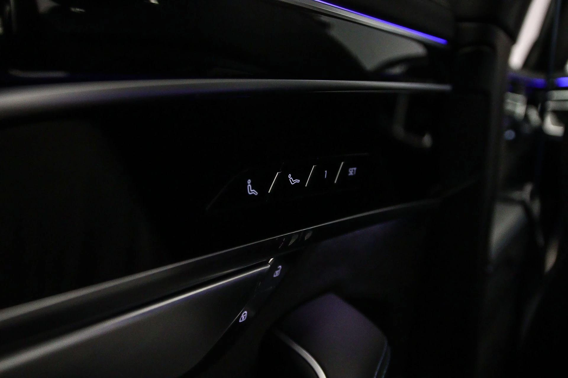 Hoofdafbeelding Audi A8