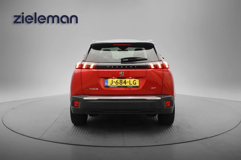 Hoofdafbeelding Peugeot e-2008