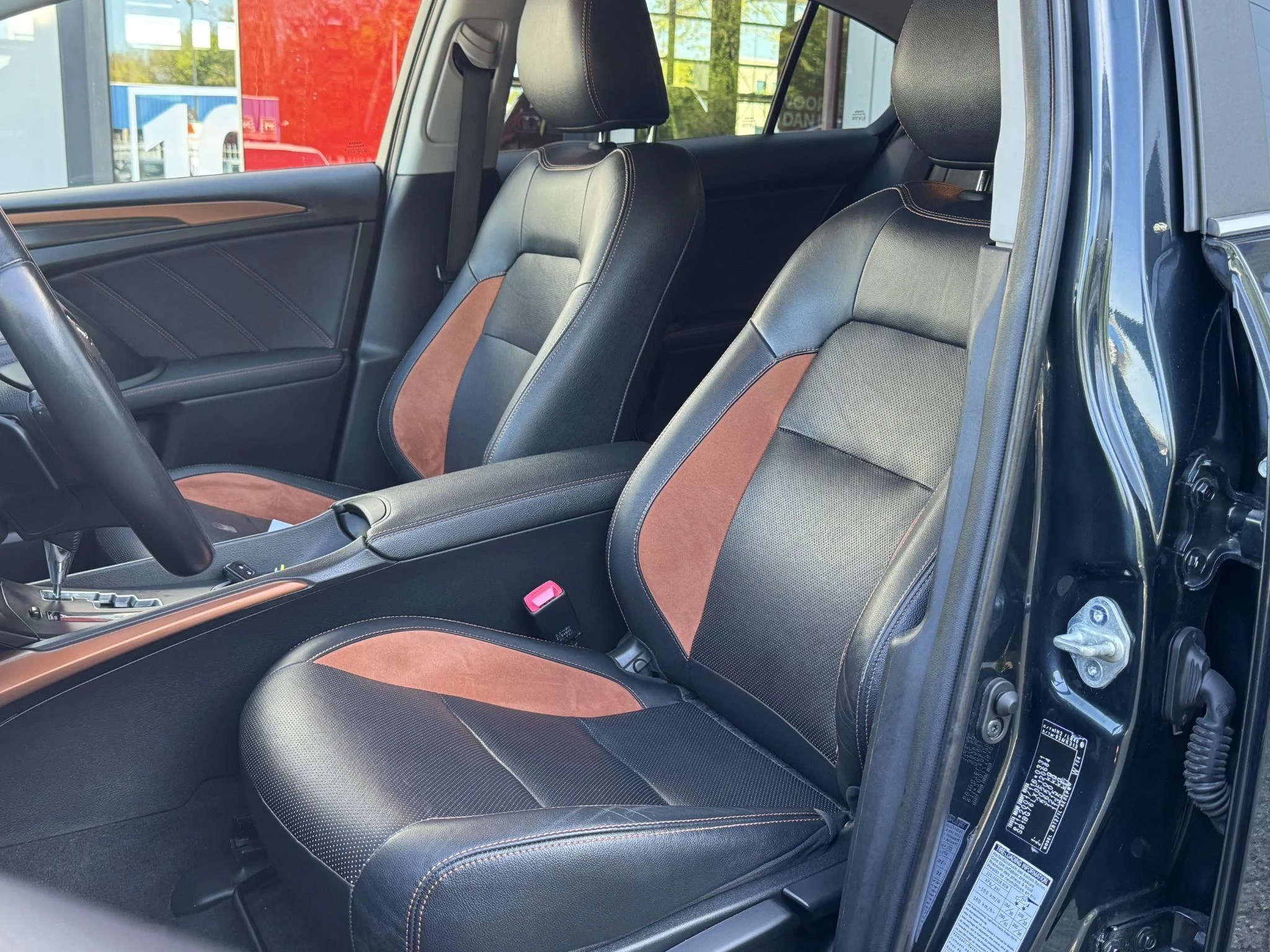 Hoofdafbeelding Toyota Avensis
