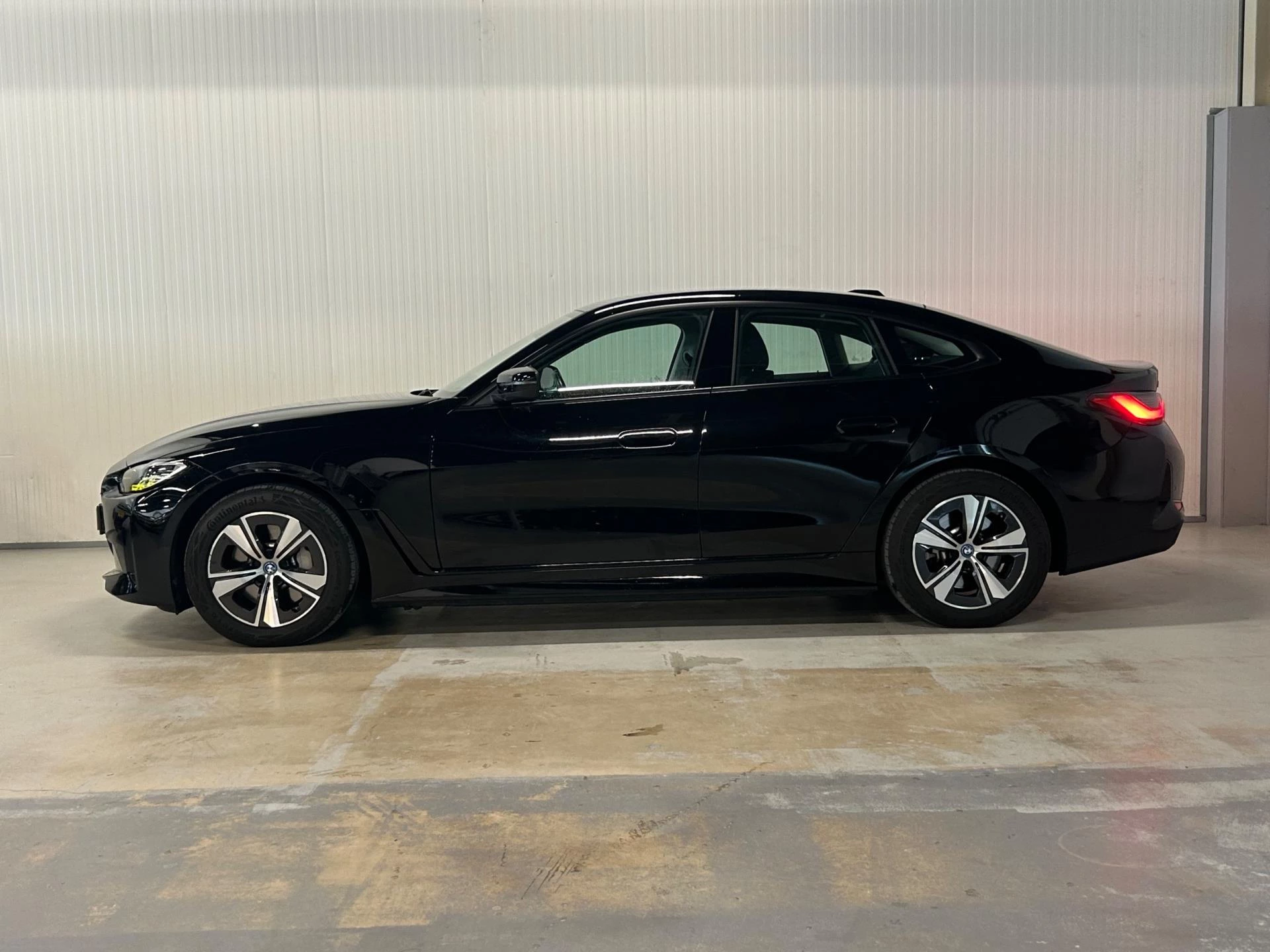 Hoofdafbeelding BMW i4