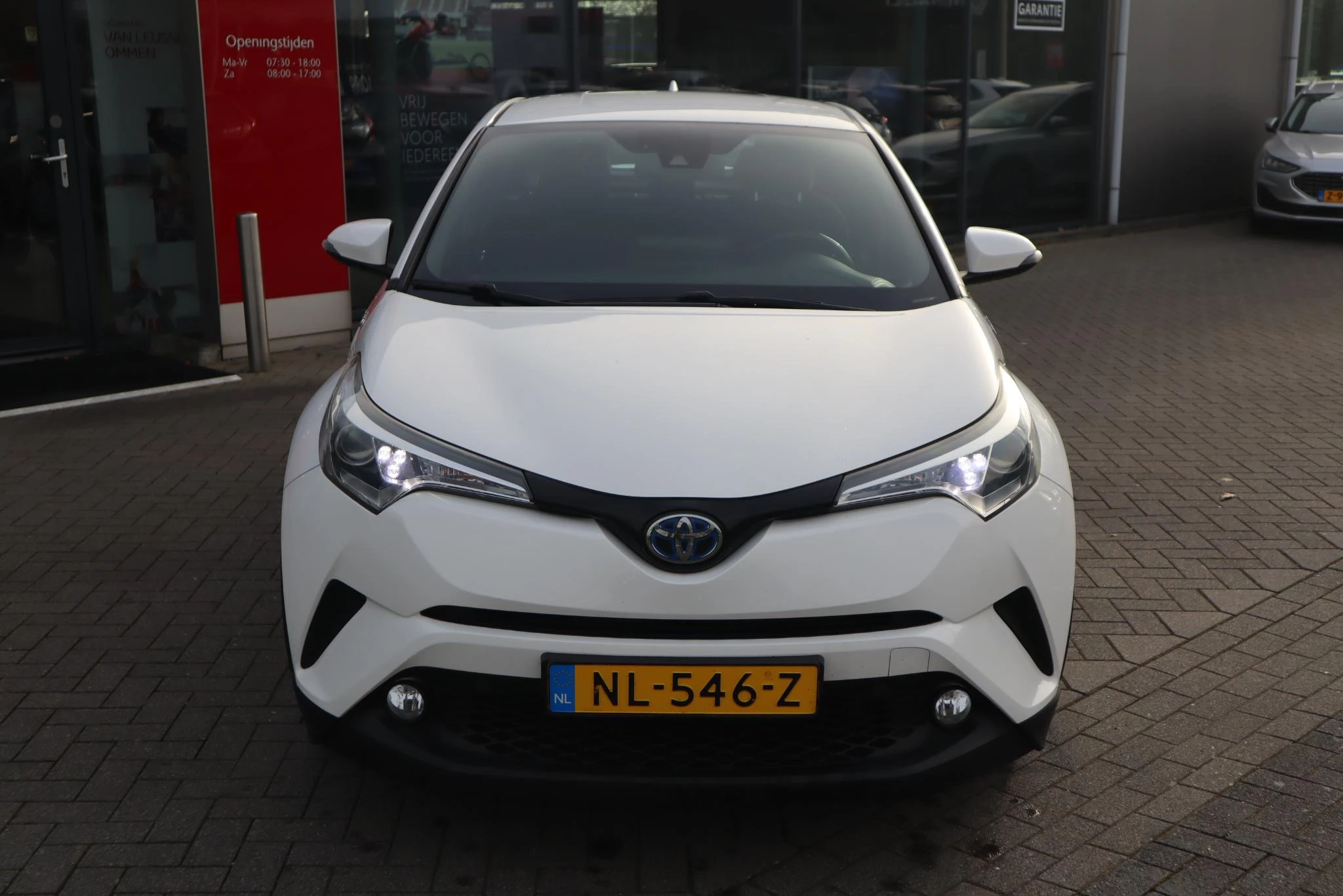 Hoofdafbeelding Toyota C-HR