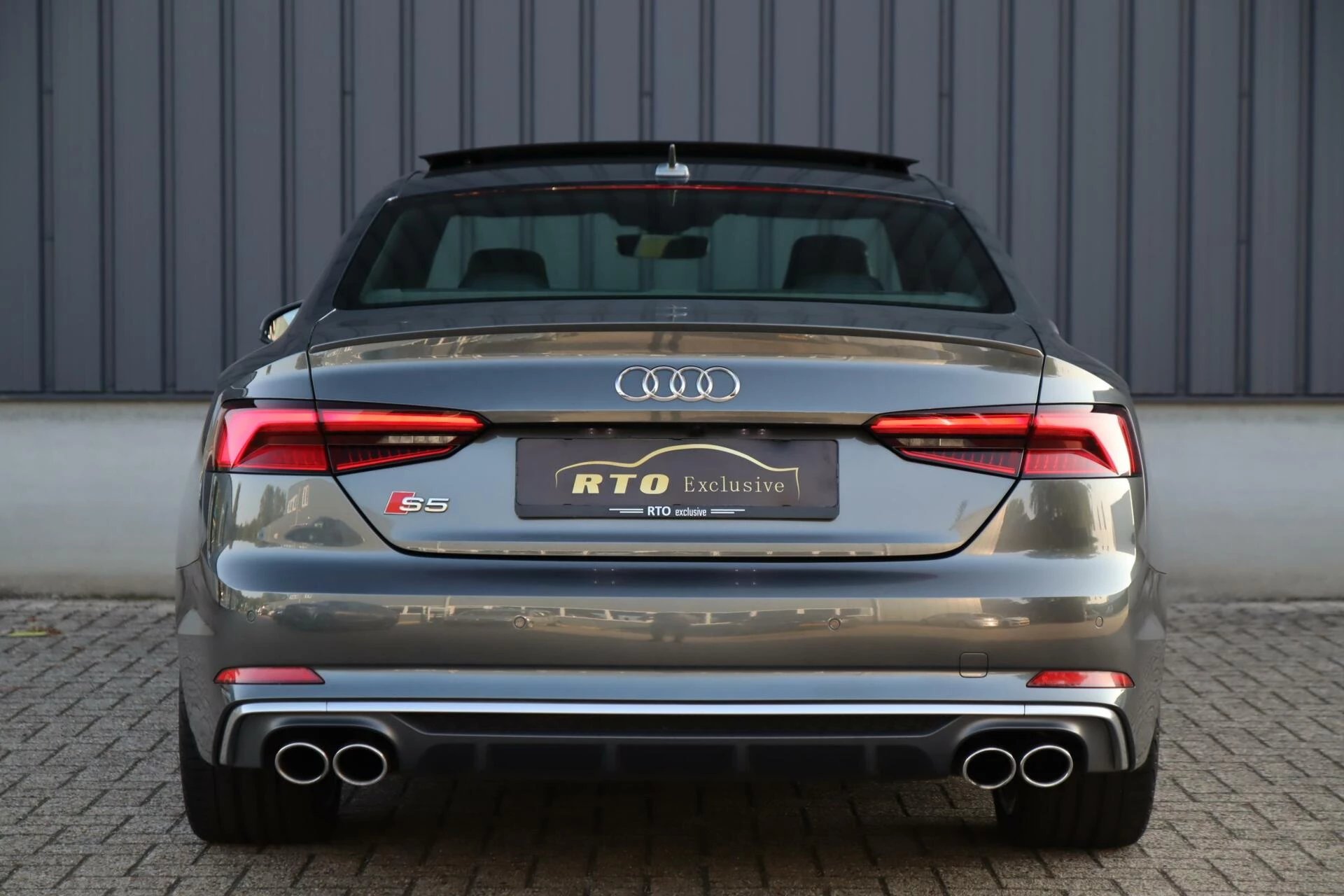 Hoofdafbeelding Audi S5