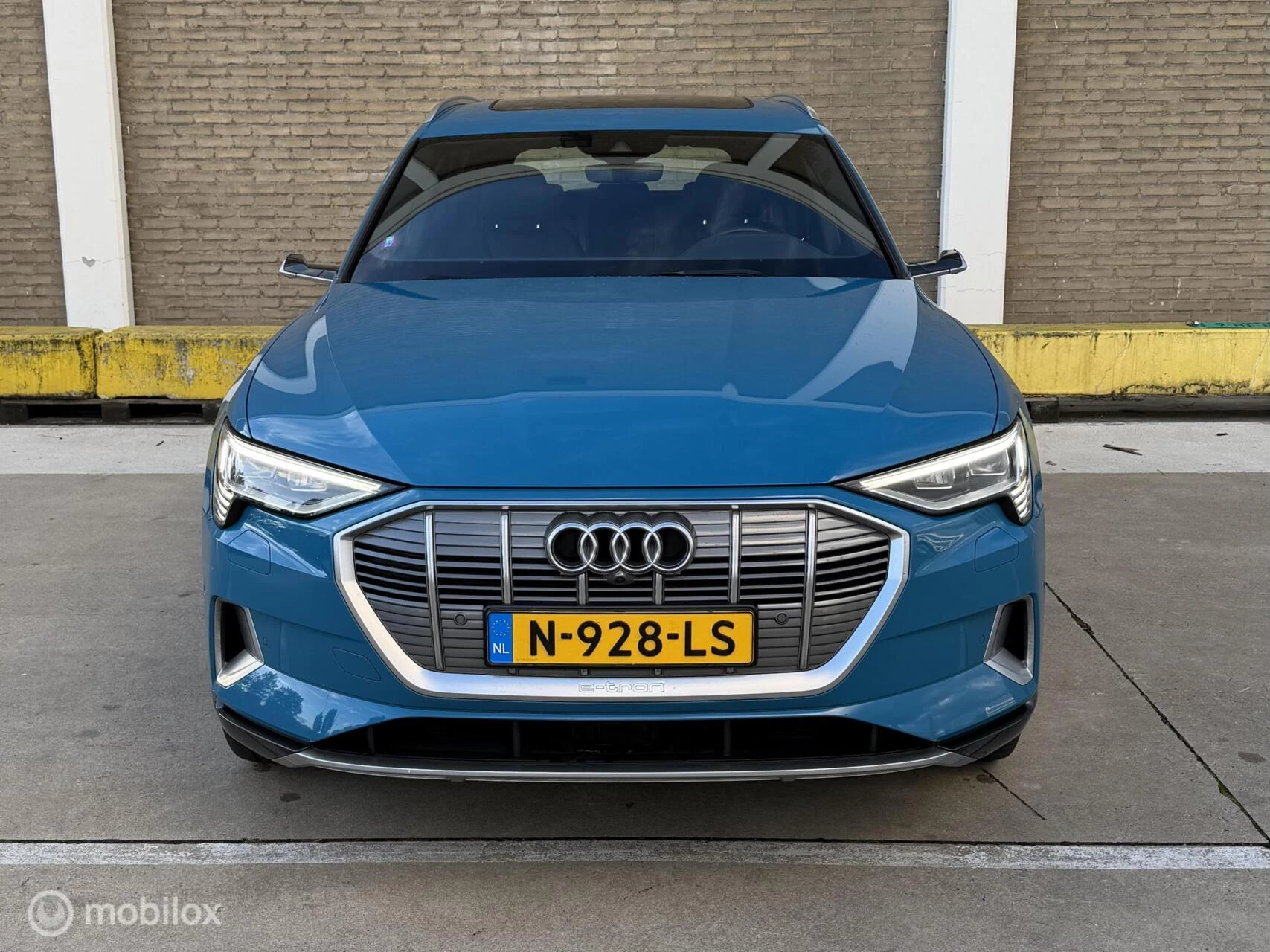 Hoofdafbeelding Audi e-tron