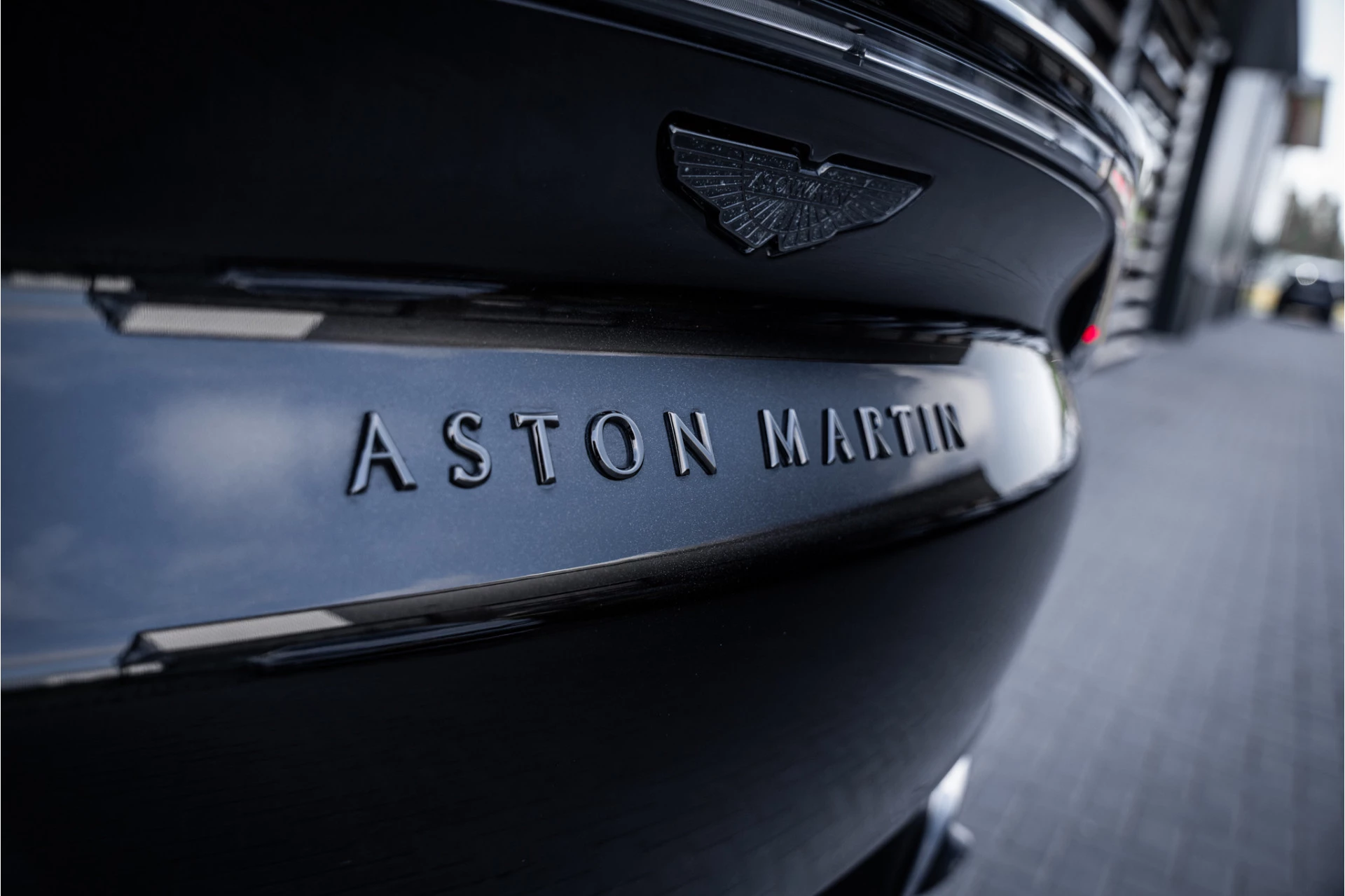 Hoofdafbeelding Aston Martin DBX