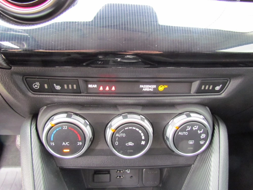 Hoofdafbeelding Mazda 2