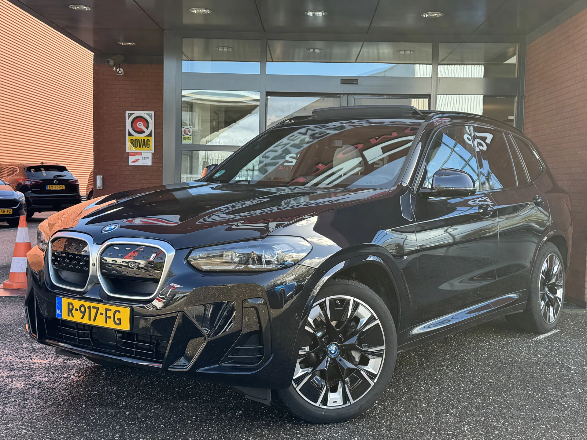 Hoofdafbeelding BMW iX3