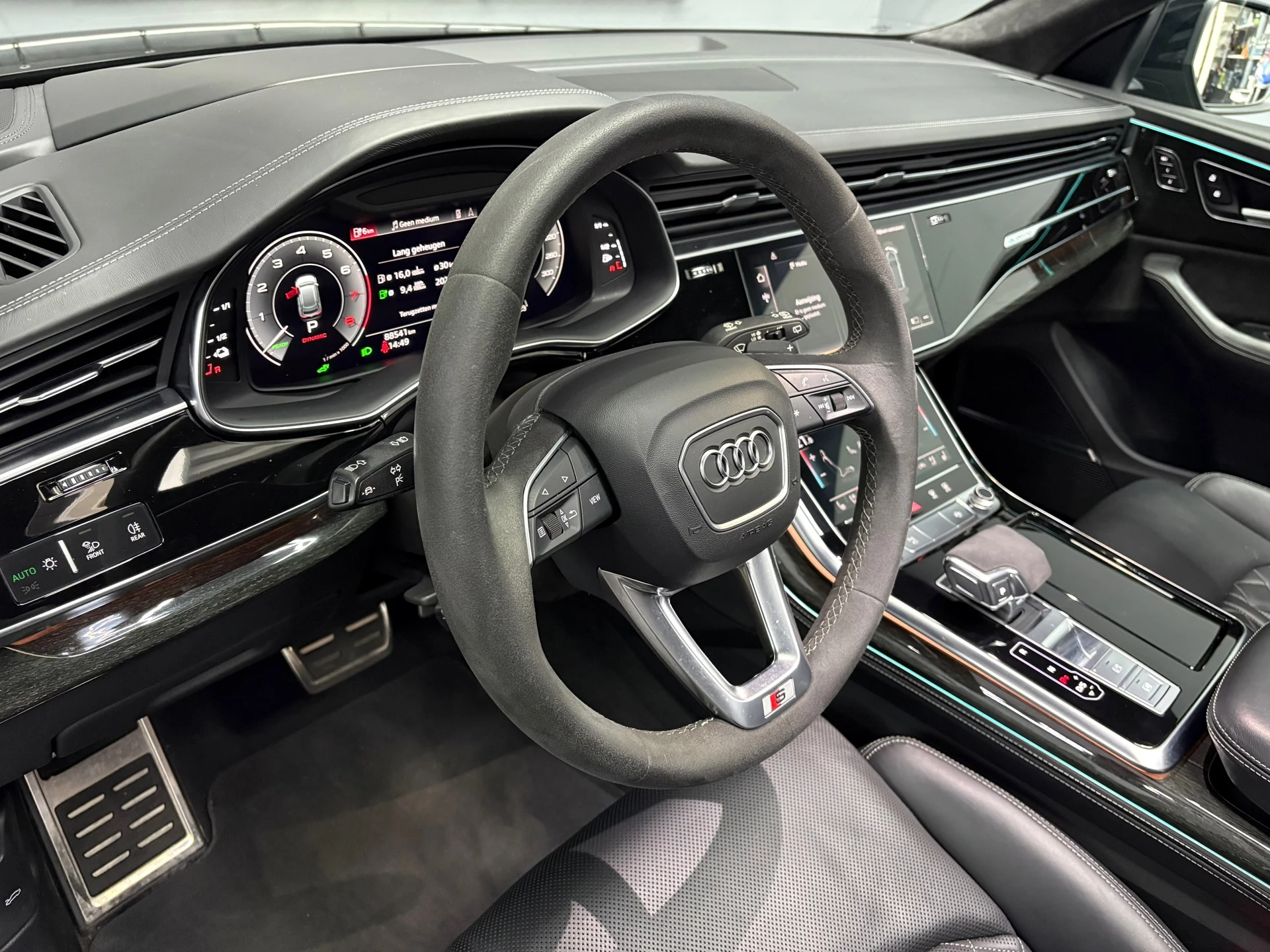 Hoofdafbeelding Audi Q8