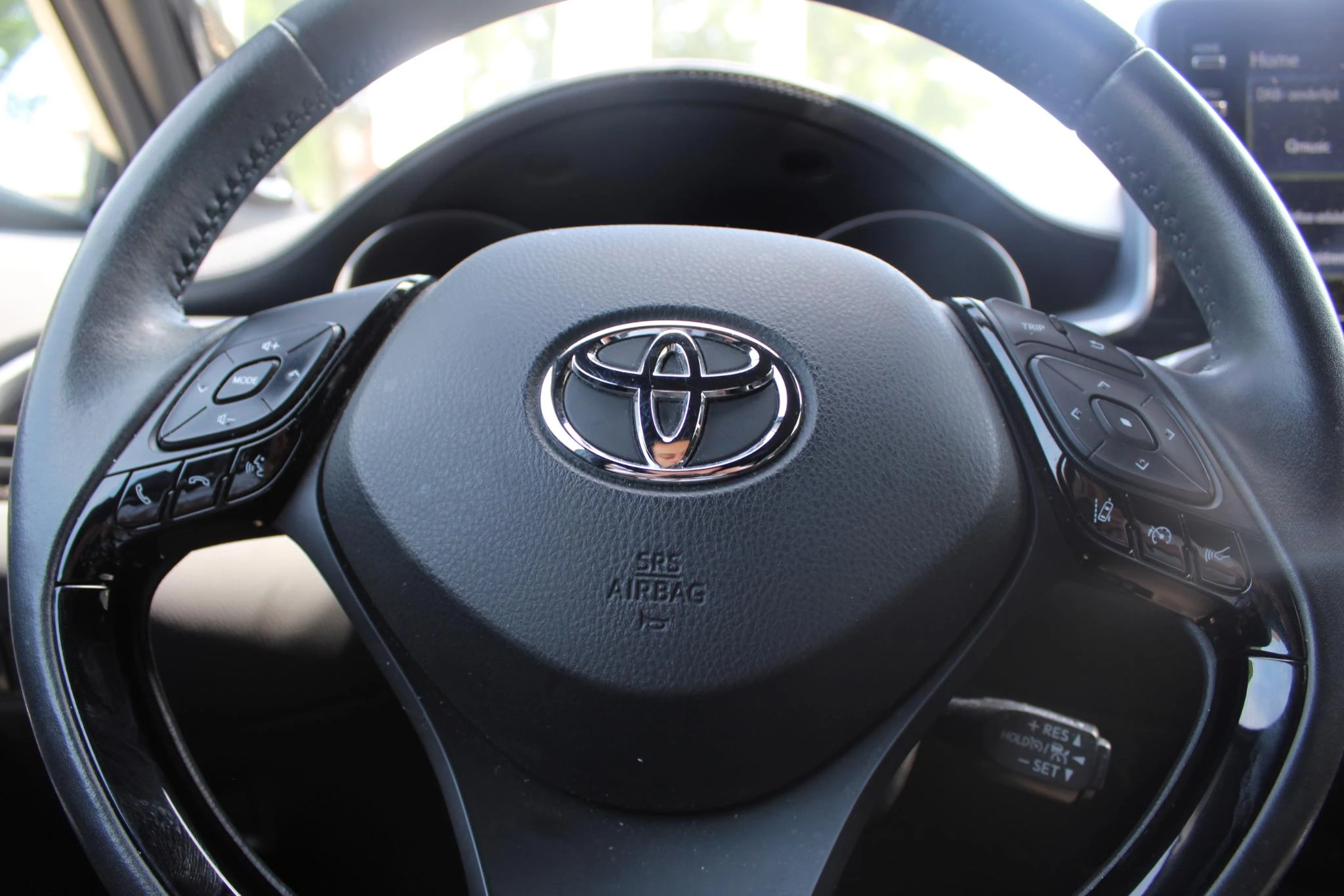 Hoofdafbeelding Toyota C-HR