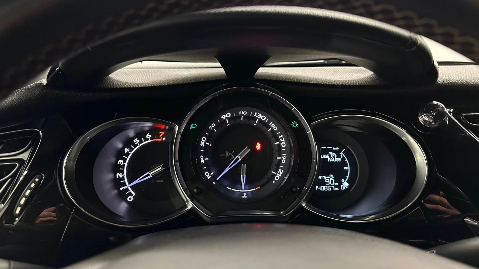 Hoofdafbeelding DS DS 3