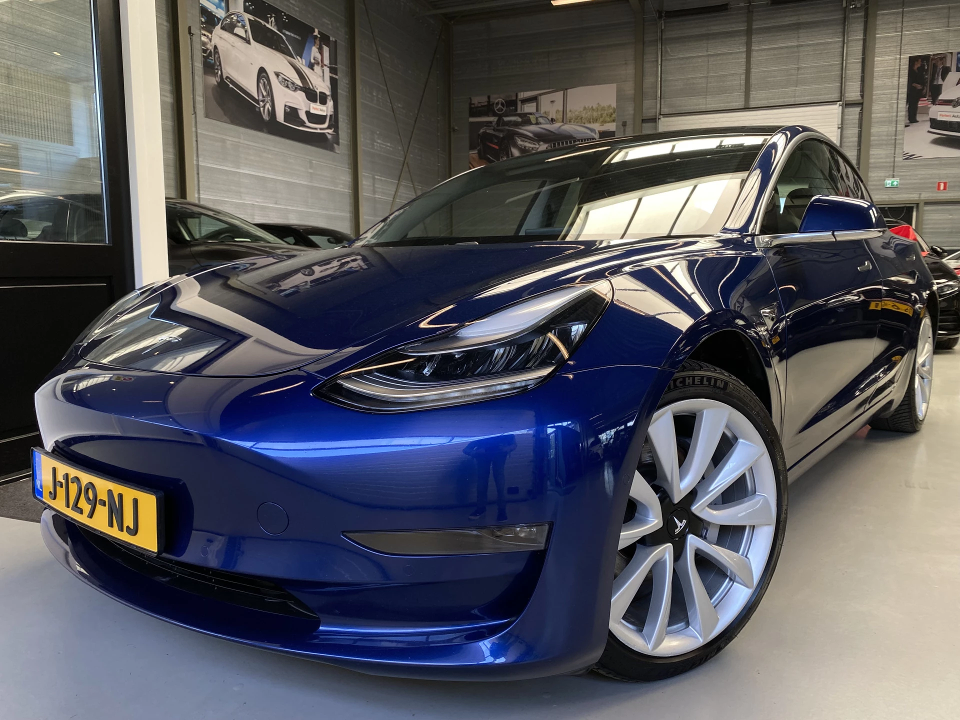 Hoofdafbeelding Tesla Model 3