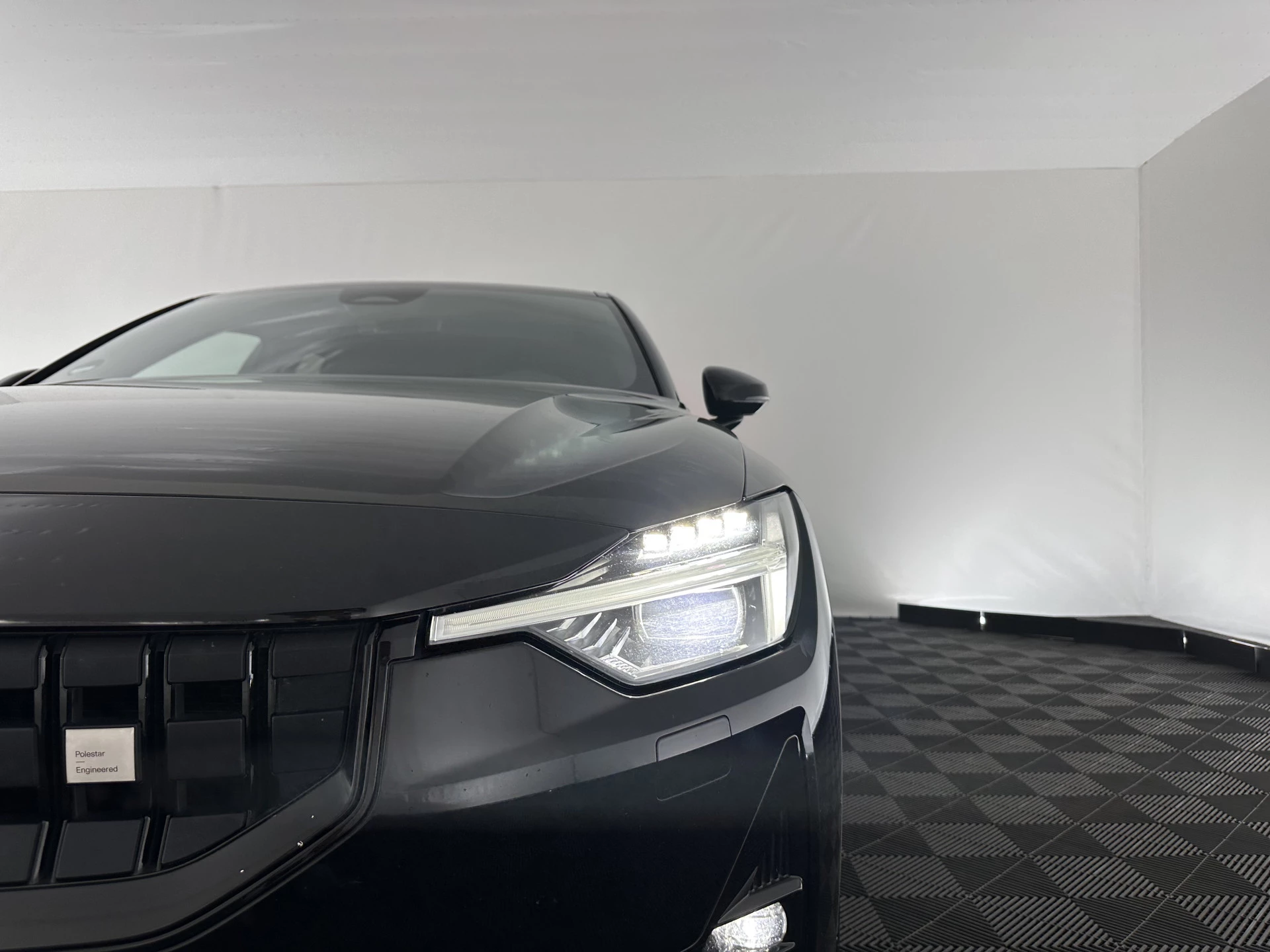 Hoofdafbeelding Polestar 2