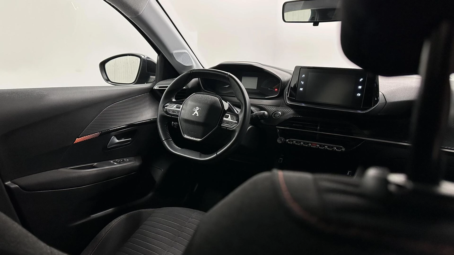 Hoofdafbeelding Peugeot e-208