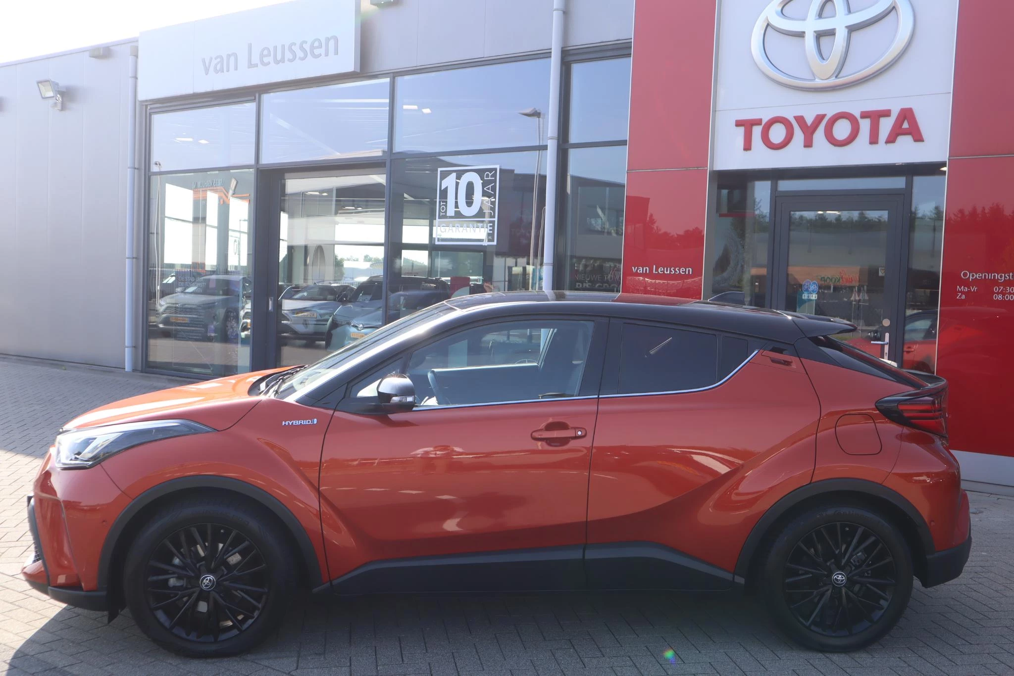 Hoofdafbeelding Toyota C-HR
