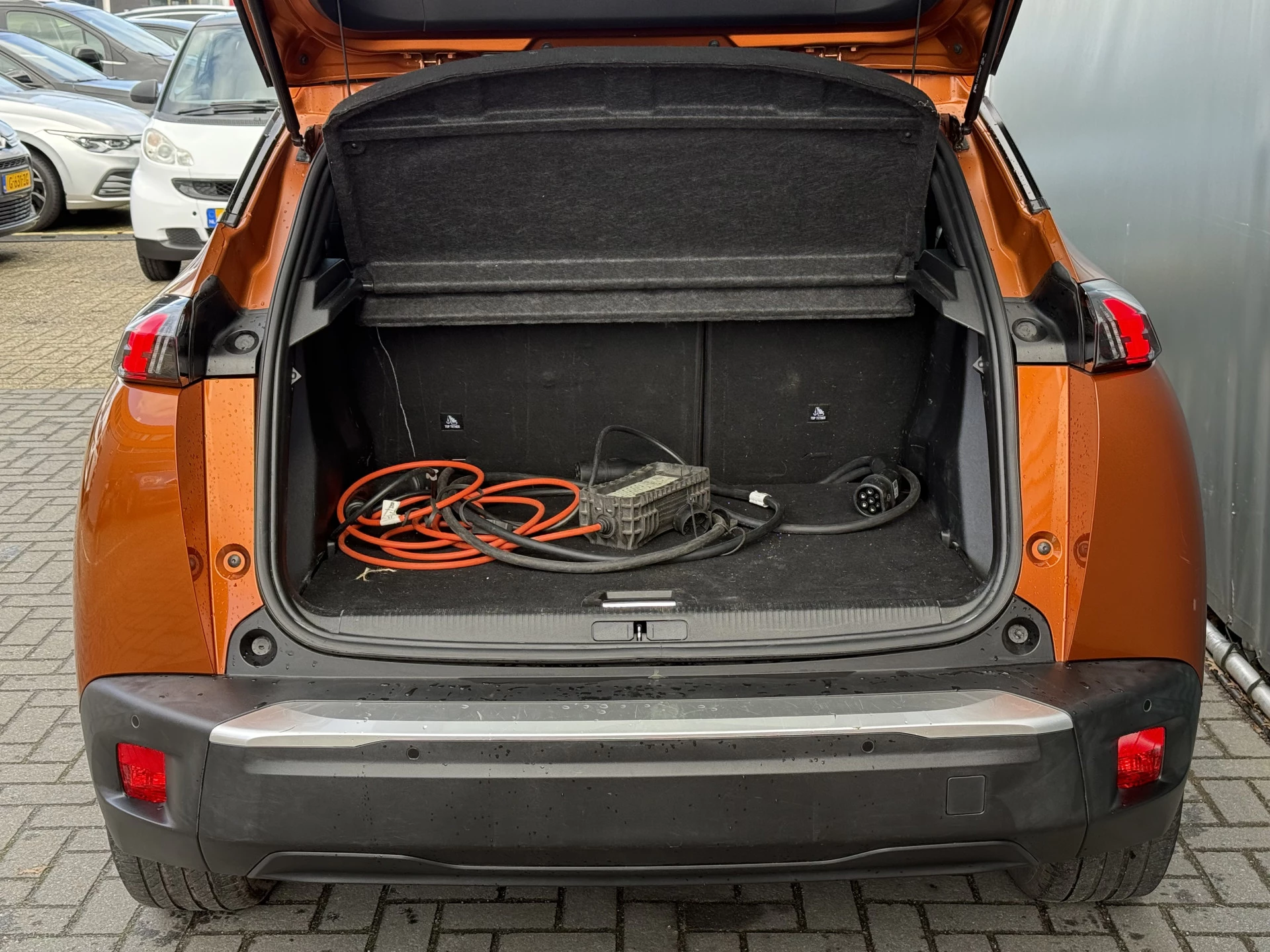 Hoofdafbeelding Peugeot e-2008