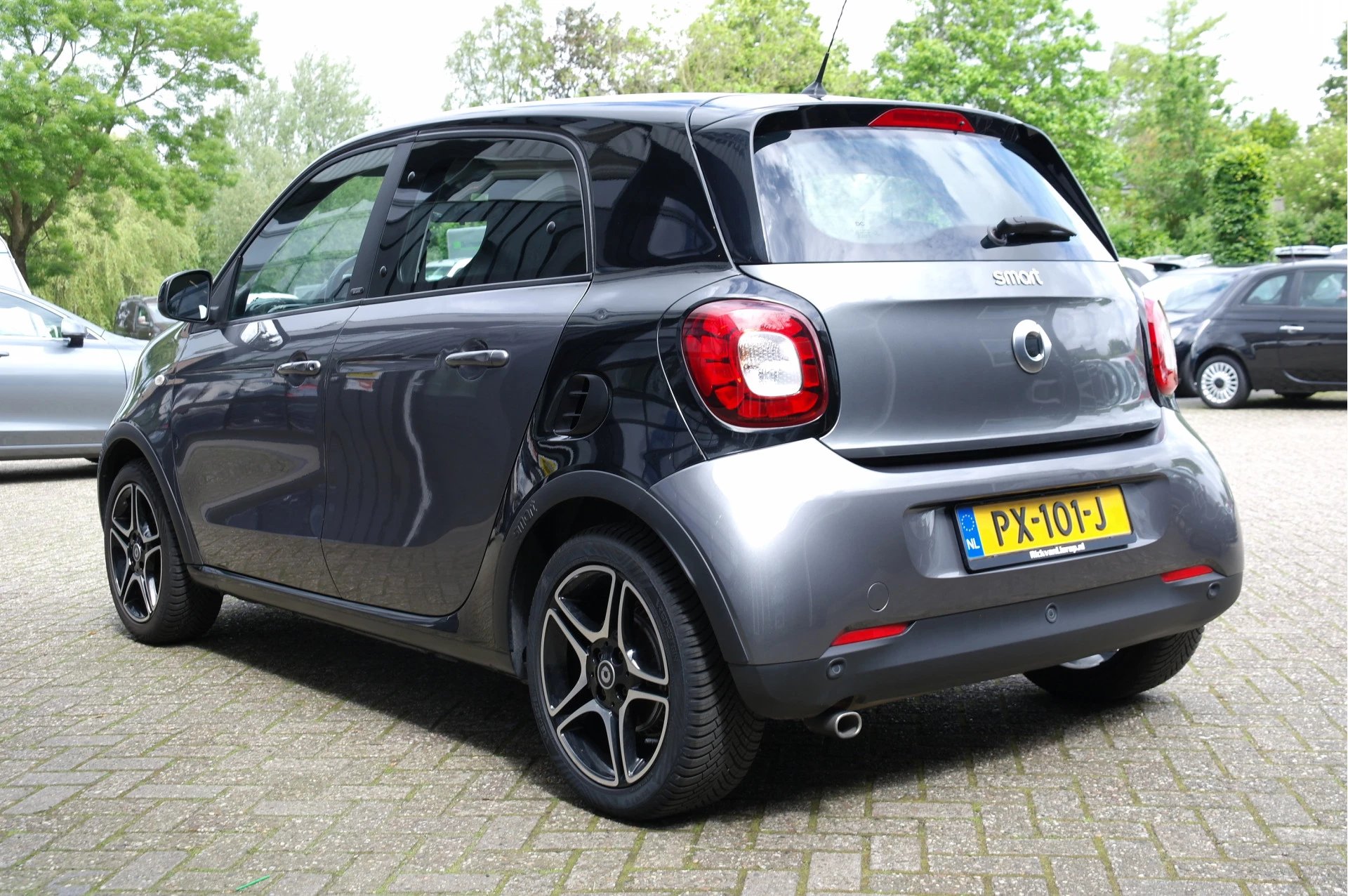 Hoofdafbeelding Smart Forfour