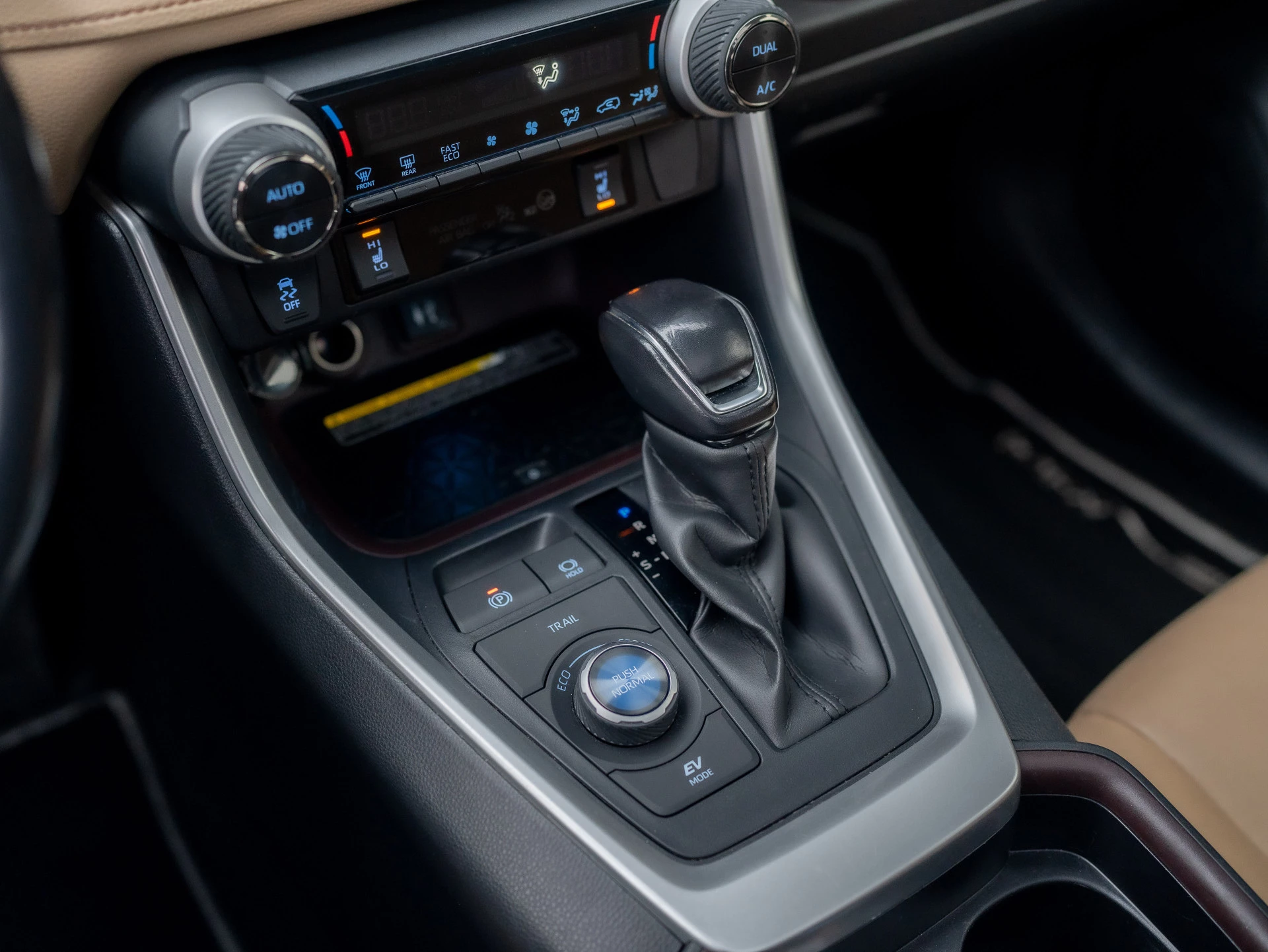 Hoofdafbeelding Toyota RAV4