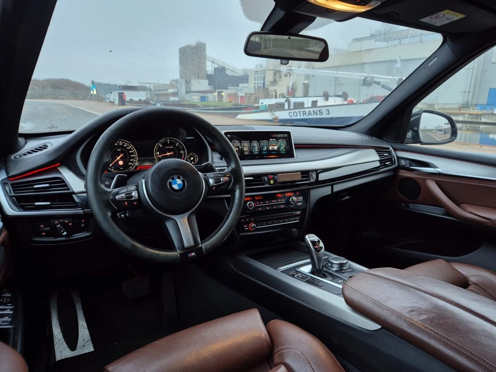 Hoofdafbeelding BMW X5