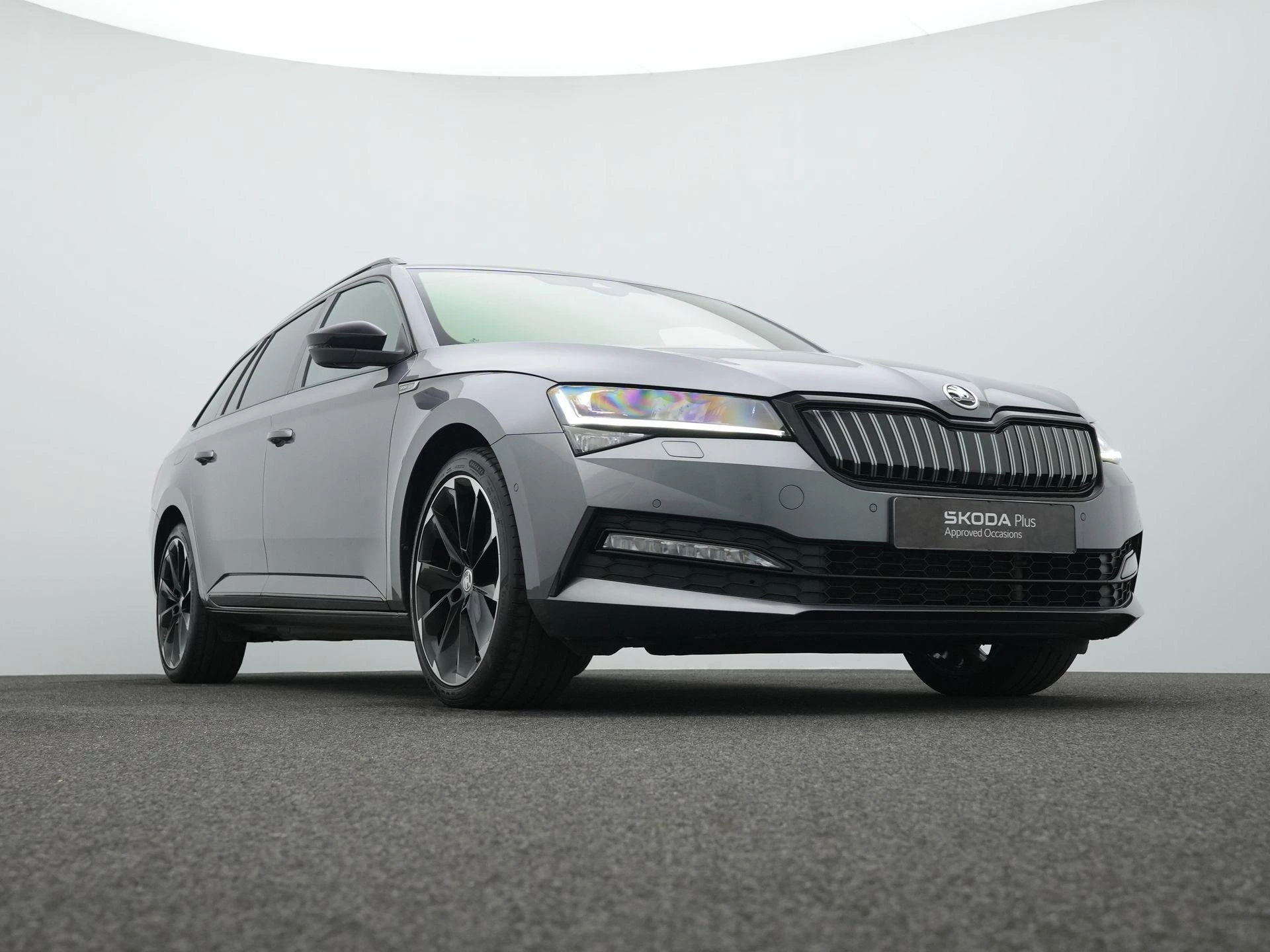 Hoofdafbeelding Škoda Superb