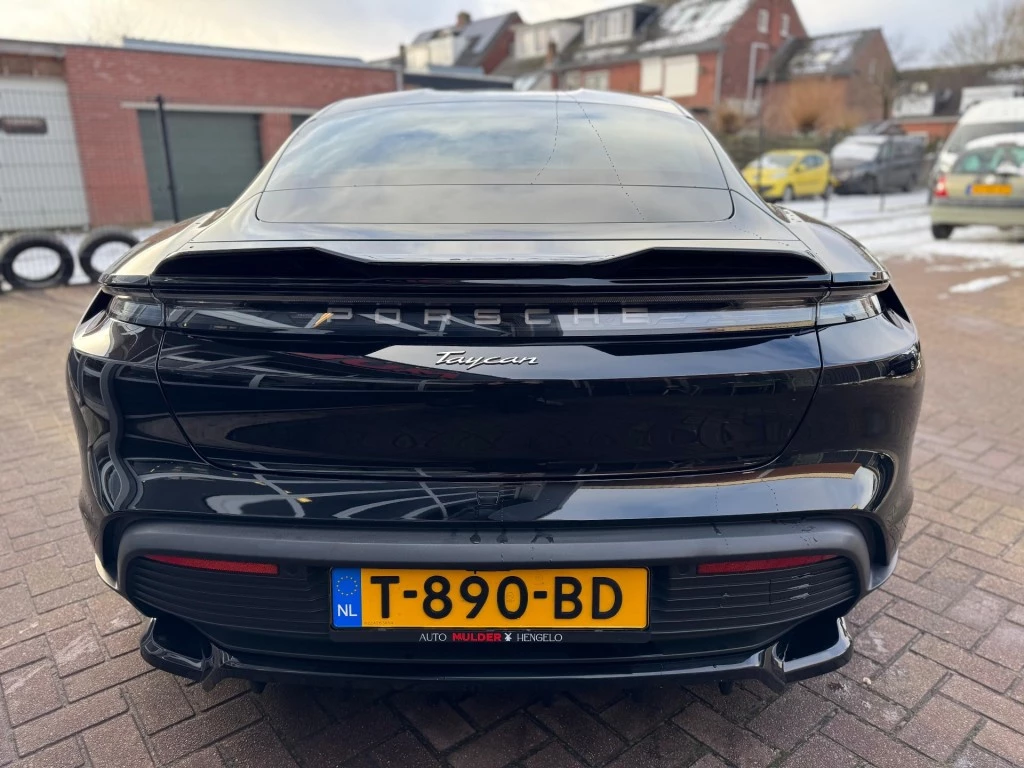 Hoofdafbeelding Porsche Taycan