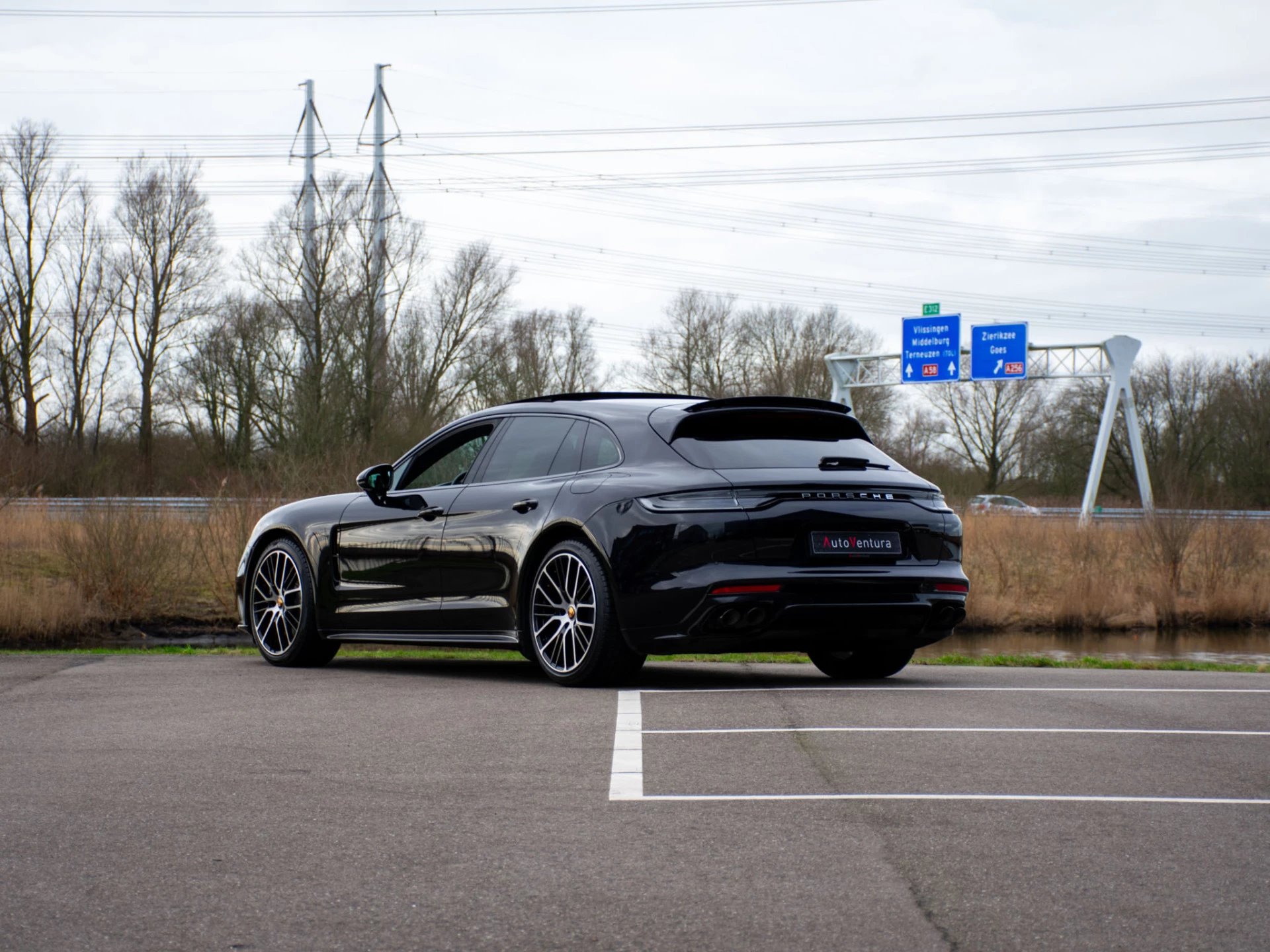 Hoofdafbeelding Porsche Panamera