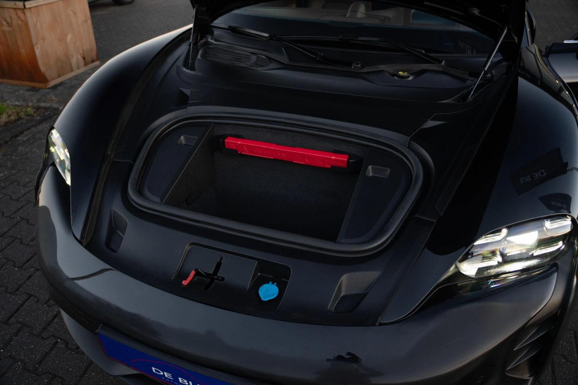 Hoofdafbeelding Porsche Taycan