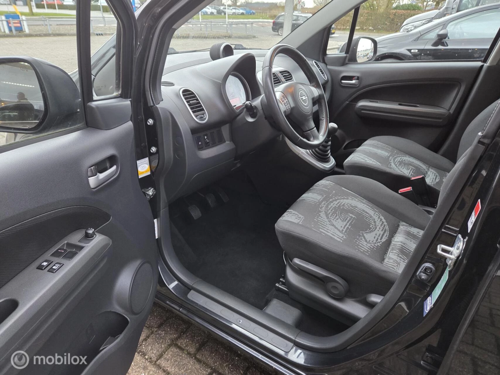 Hoofdafbeelding Opel Agila