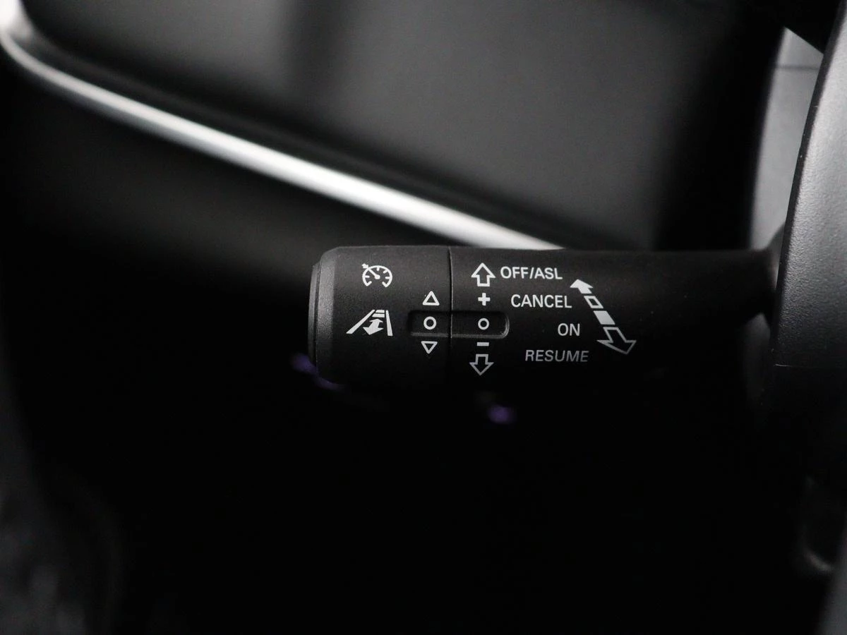 Hoofdafbeelding MG Marvel R