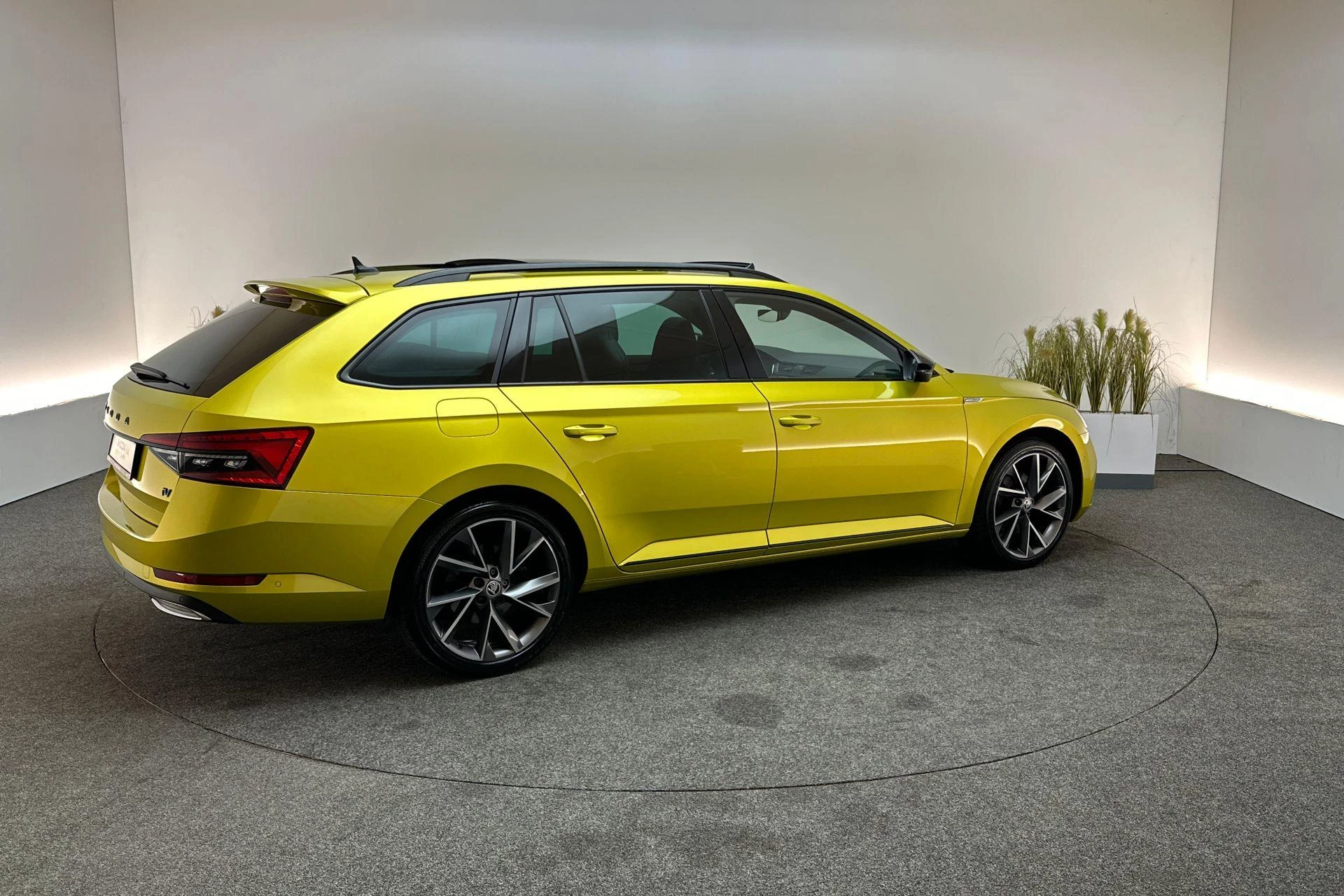 Hoofdafbeelding Škoda Superb