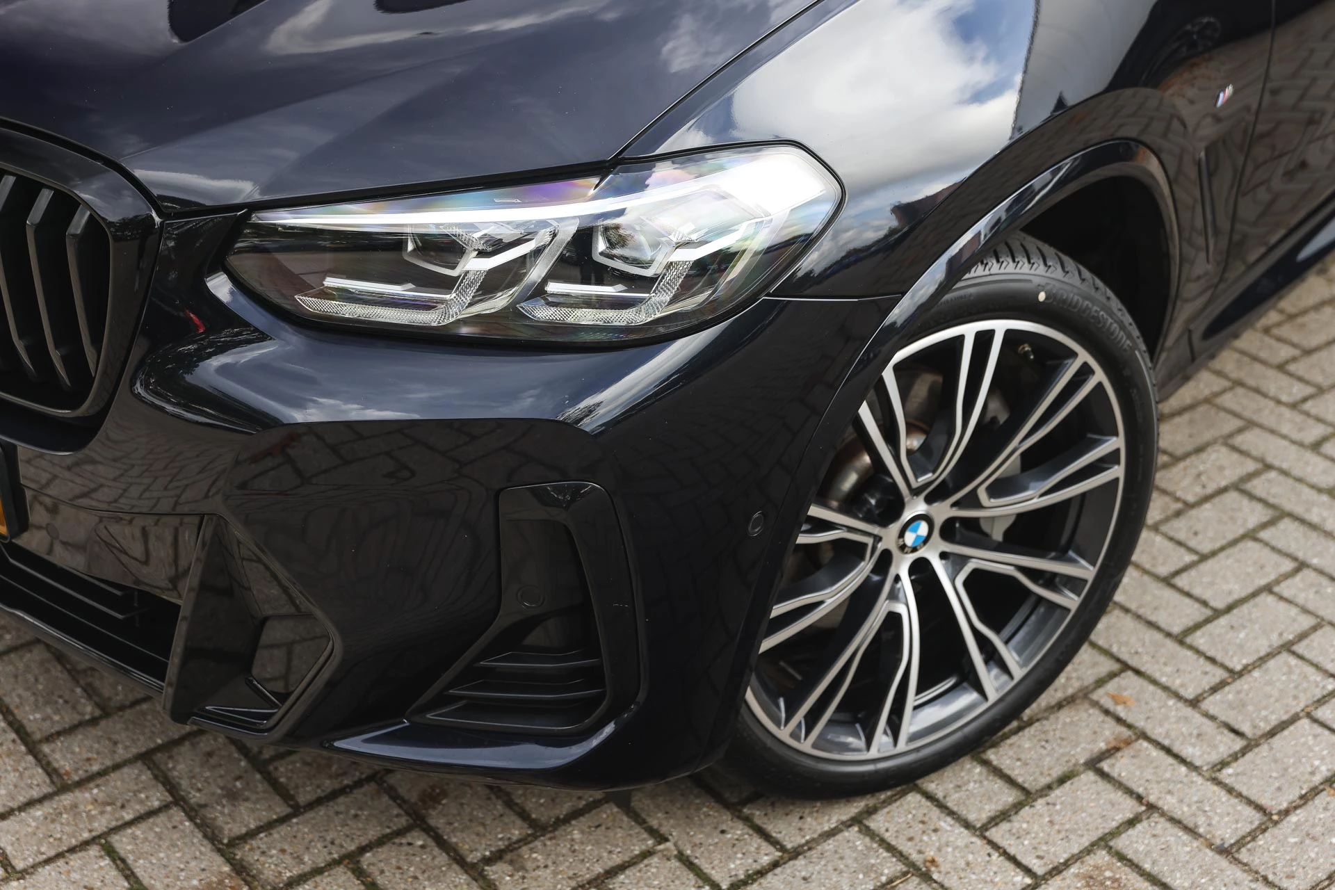 Hoofdafbeelding BMW iX3