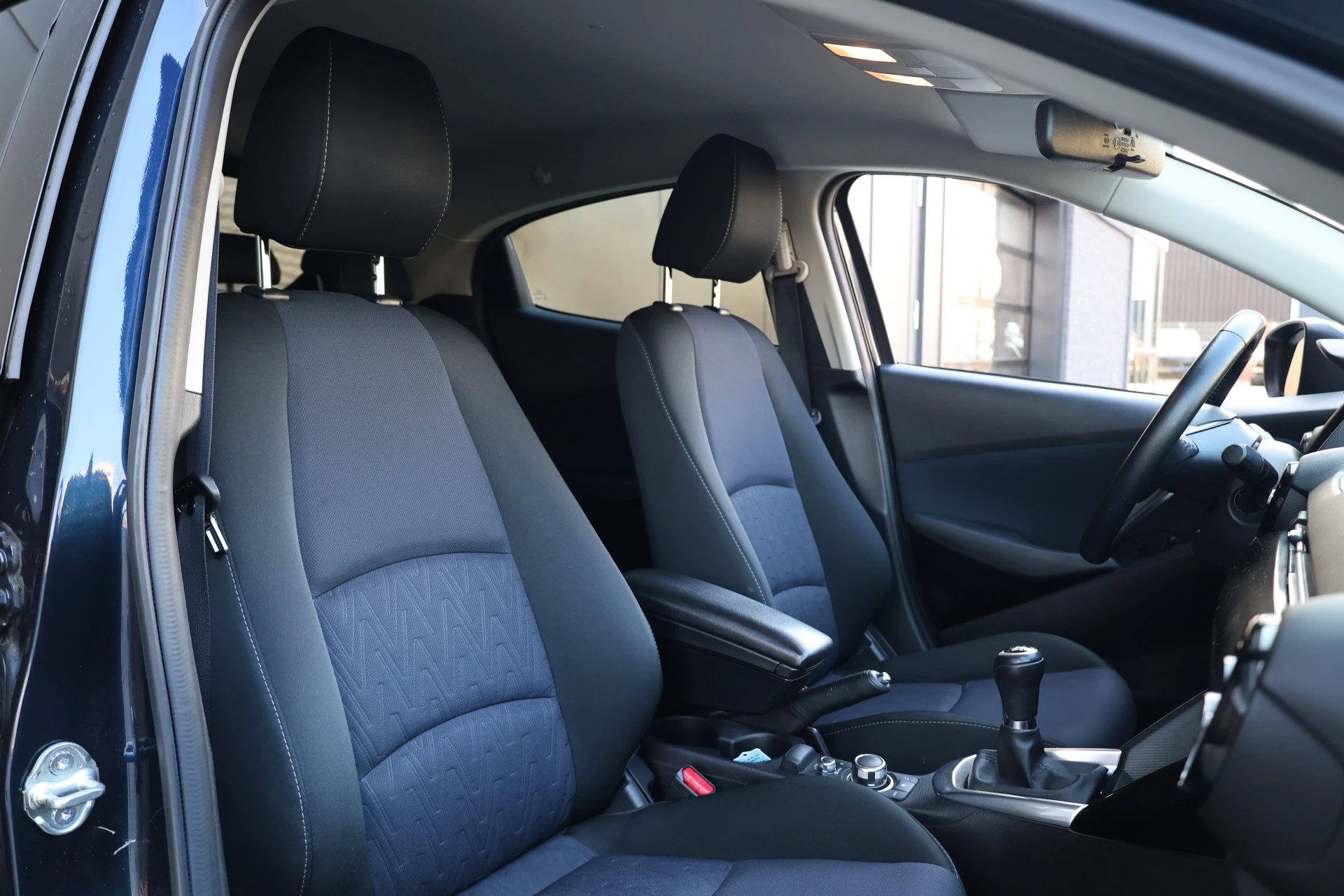 Hoofdafbeelding Mazda 2