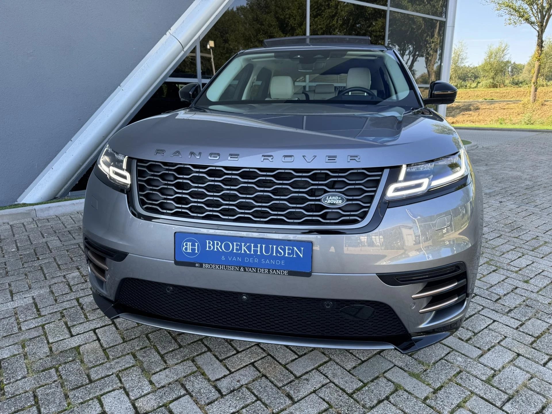 Hoofdafbeelding Land Rover Range Rover Velar