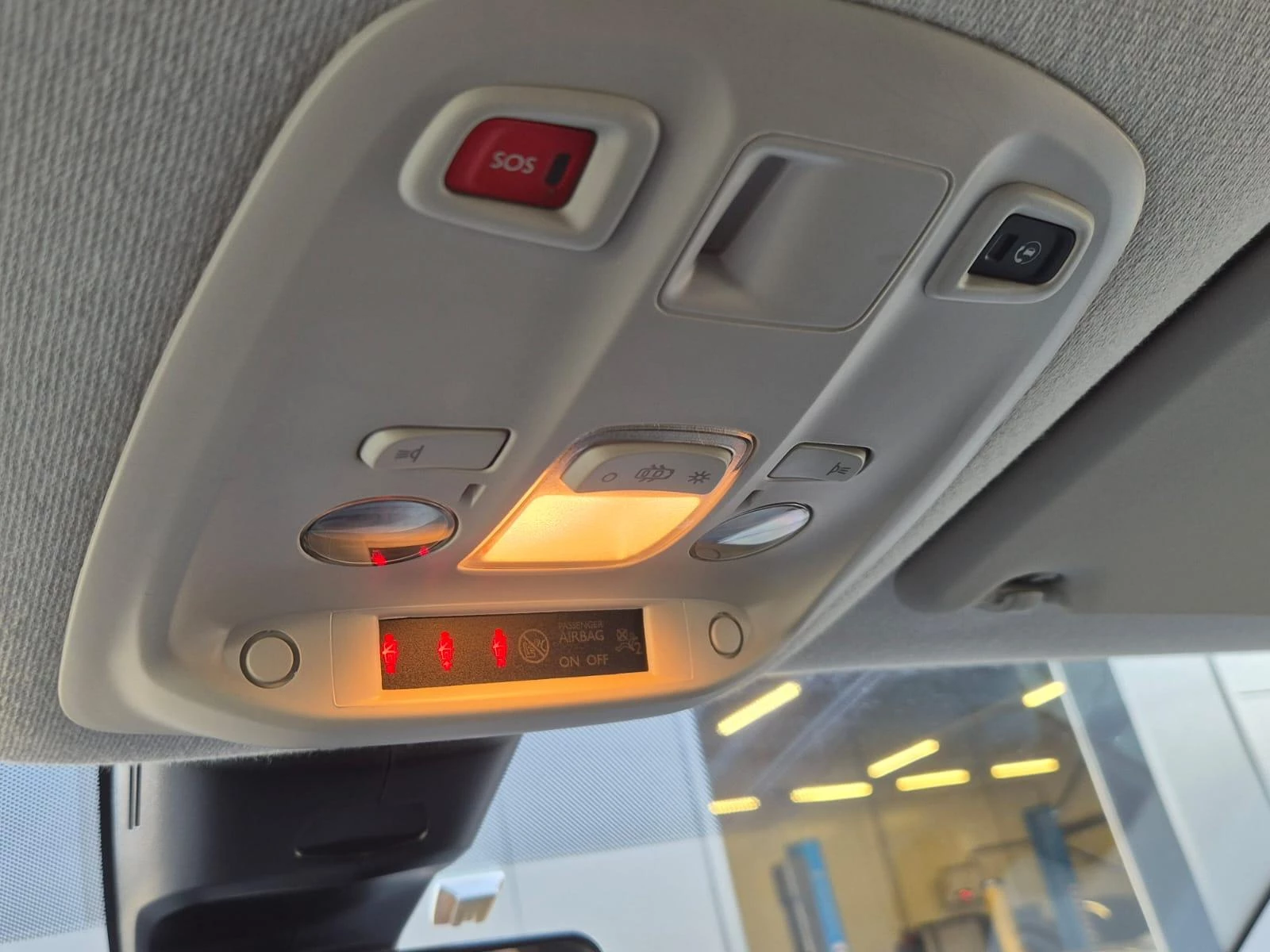 Hoofdafbeelding Peugeot Expert