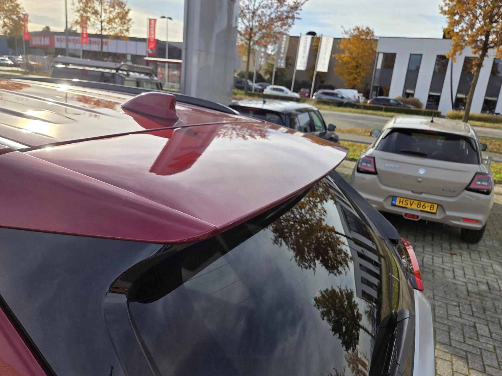 Hoofdafbeelding Suzuki Across