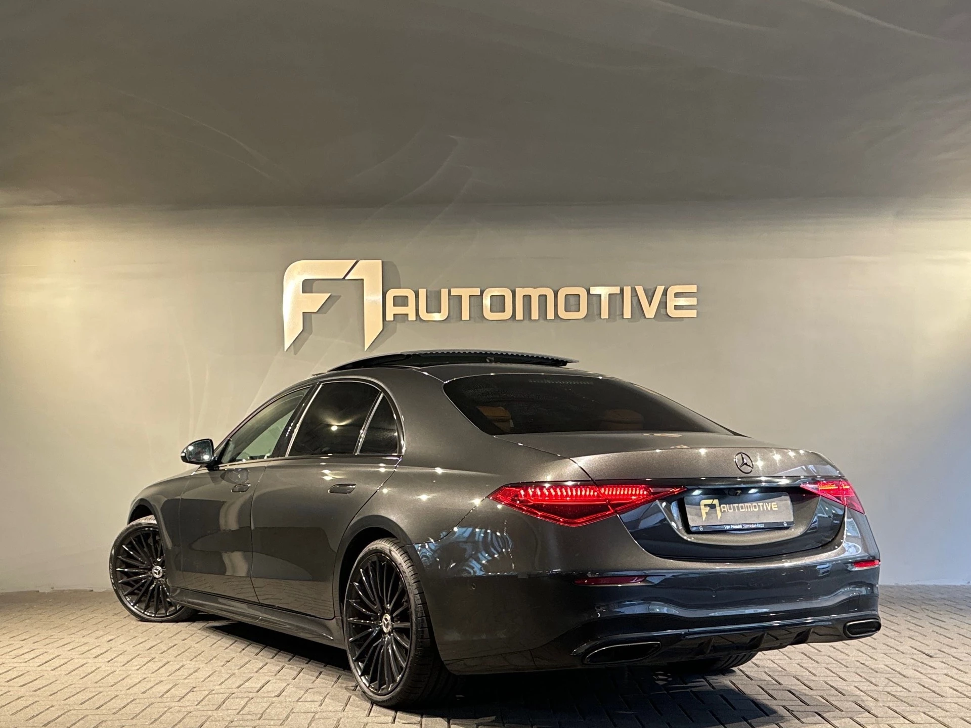 Hoofdafbeelding Mercedes-Benz S-Klasse