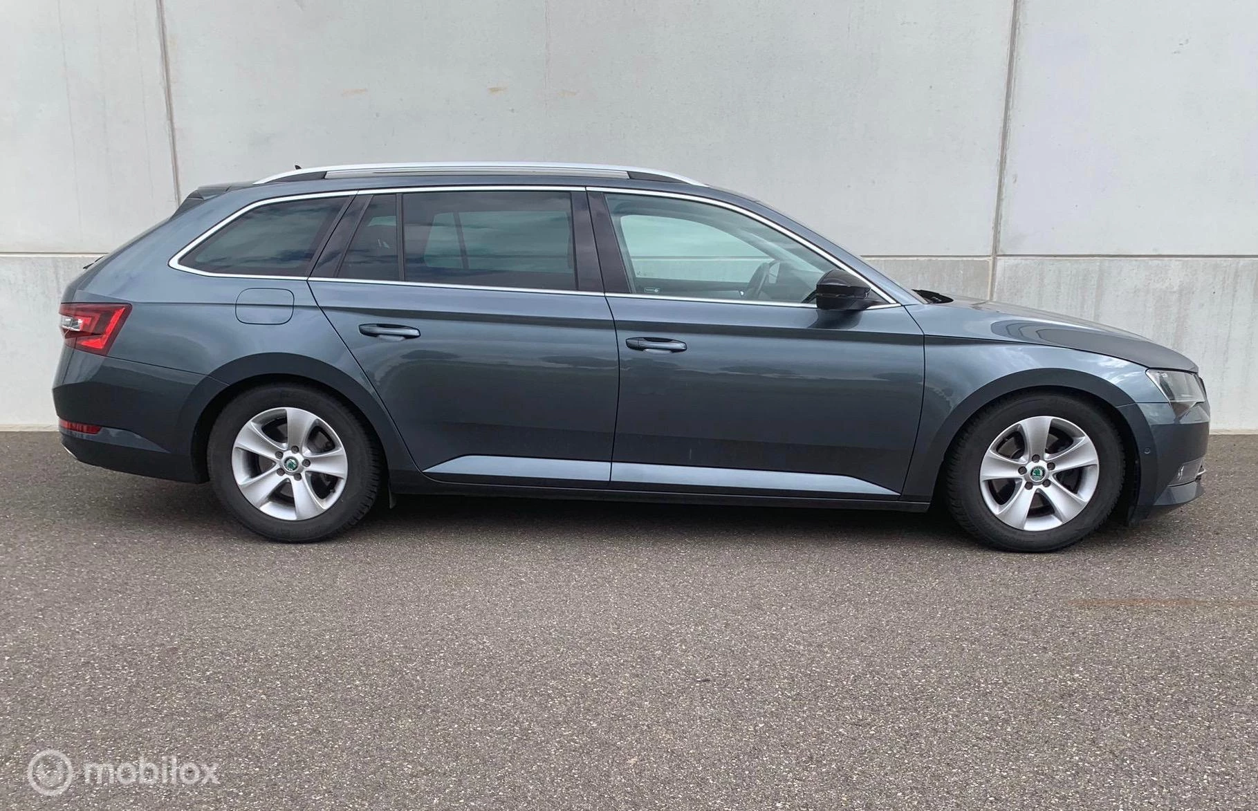 Hoofdafbeelding Škoda Superb