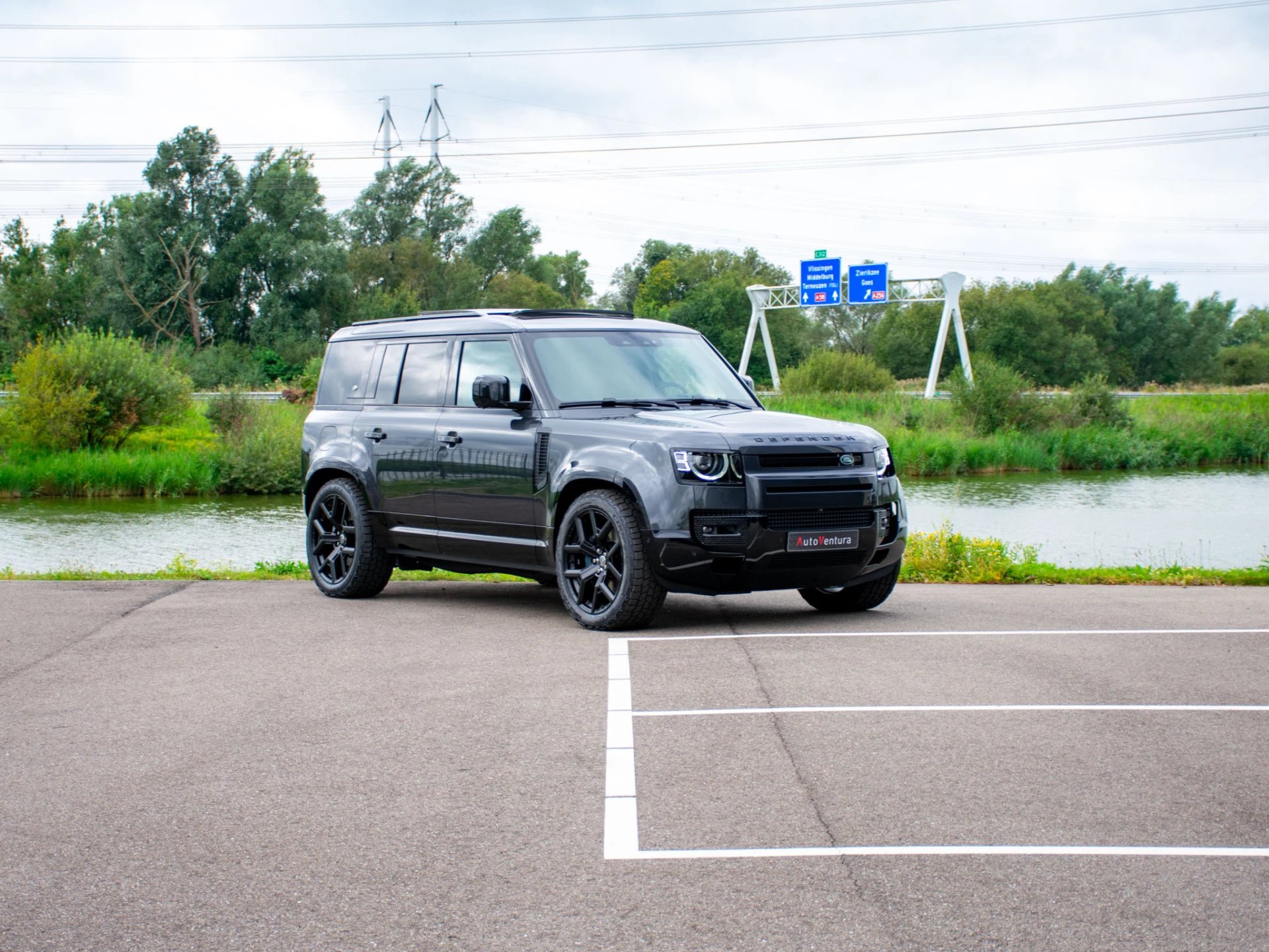 Hoofdafbeelding Land Rover Defender