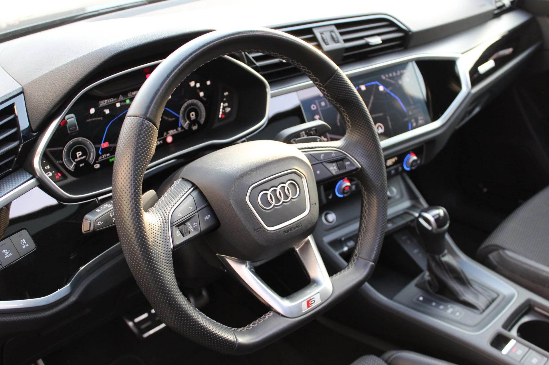 Hoofdafbeelding Audi Q3