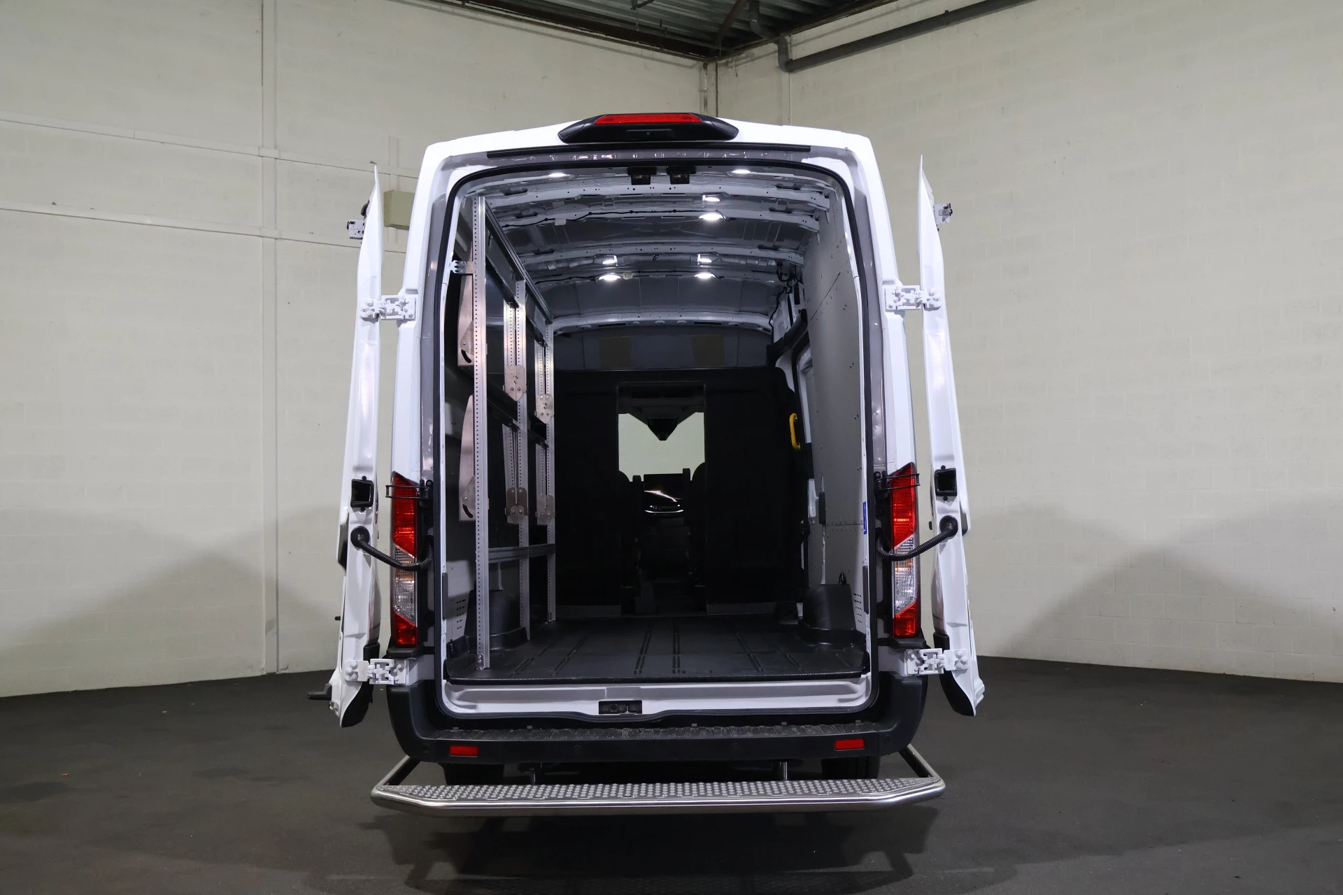 Hoofdafbeelding Ford E-Transit