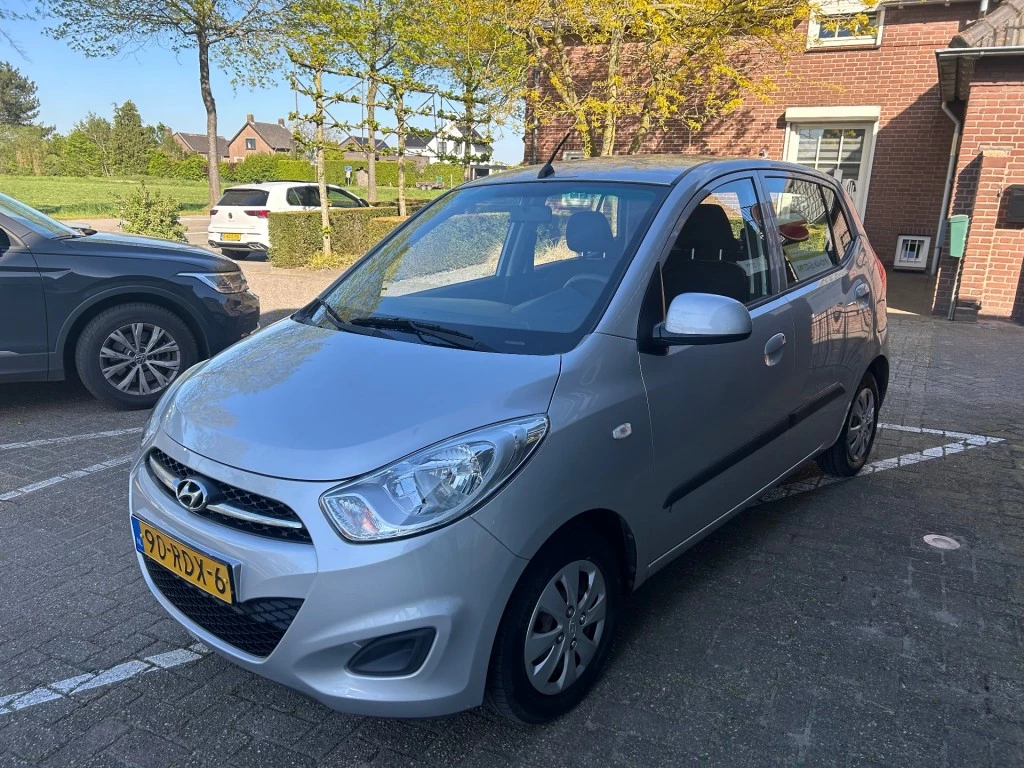 Hoofdafbeelding Hyundai i10