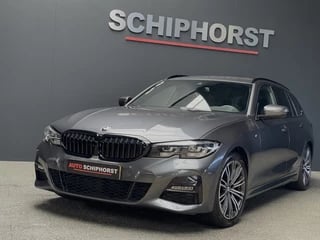 BMW 3 Serie Touring 318i 2.0 M-Sport /Trekhaak/Head-up/live cockpit/btw