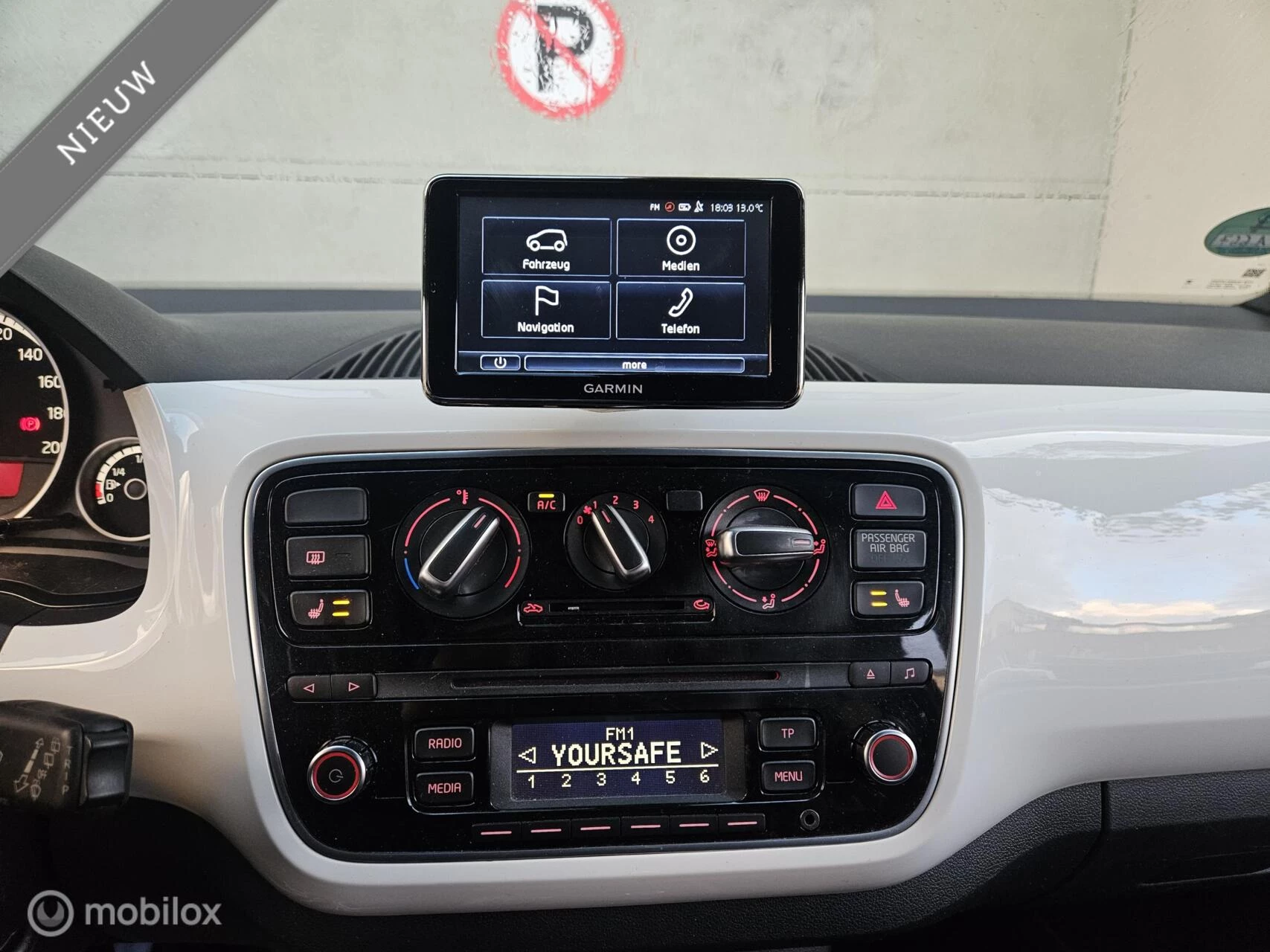 Hoofdafbeelding Volkswagen up!
