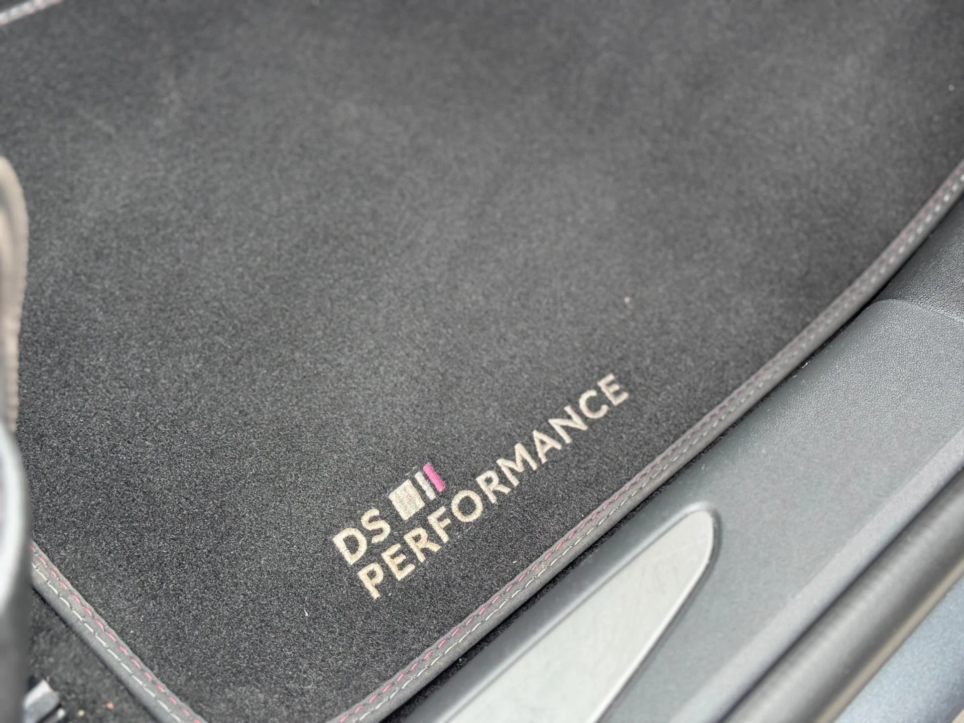 Hoofdafbeelding DS DS 3