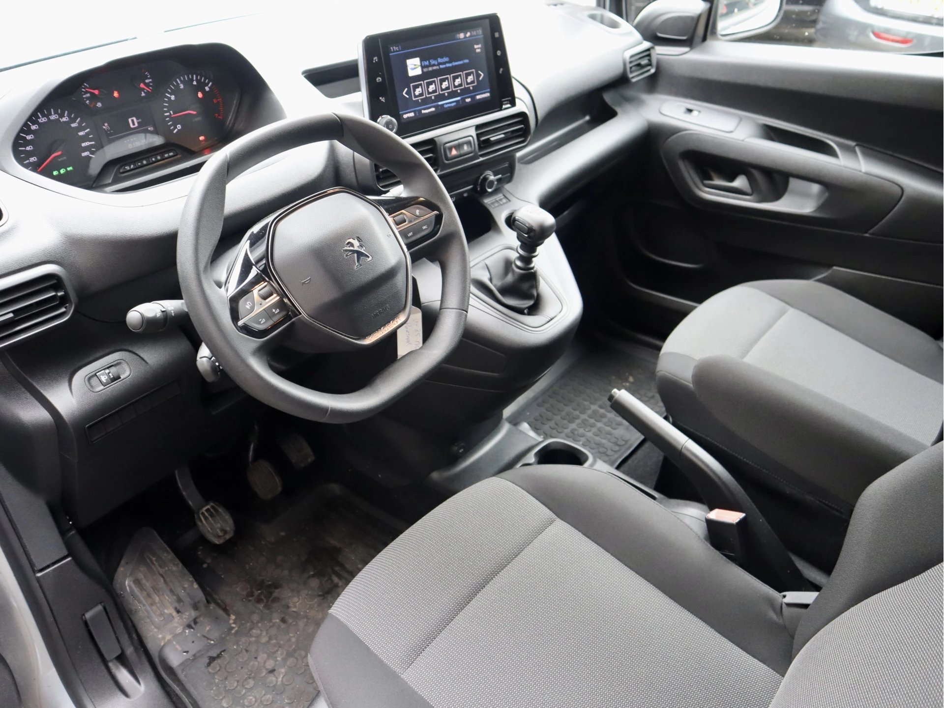 Hoofdafbeelding Peugeot Partner